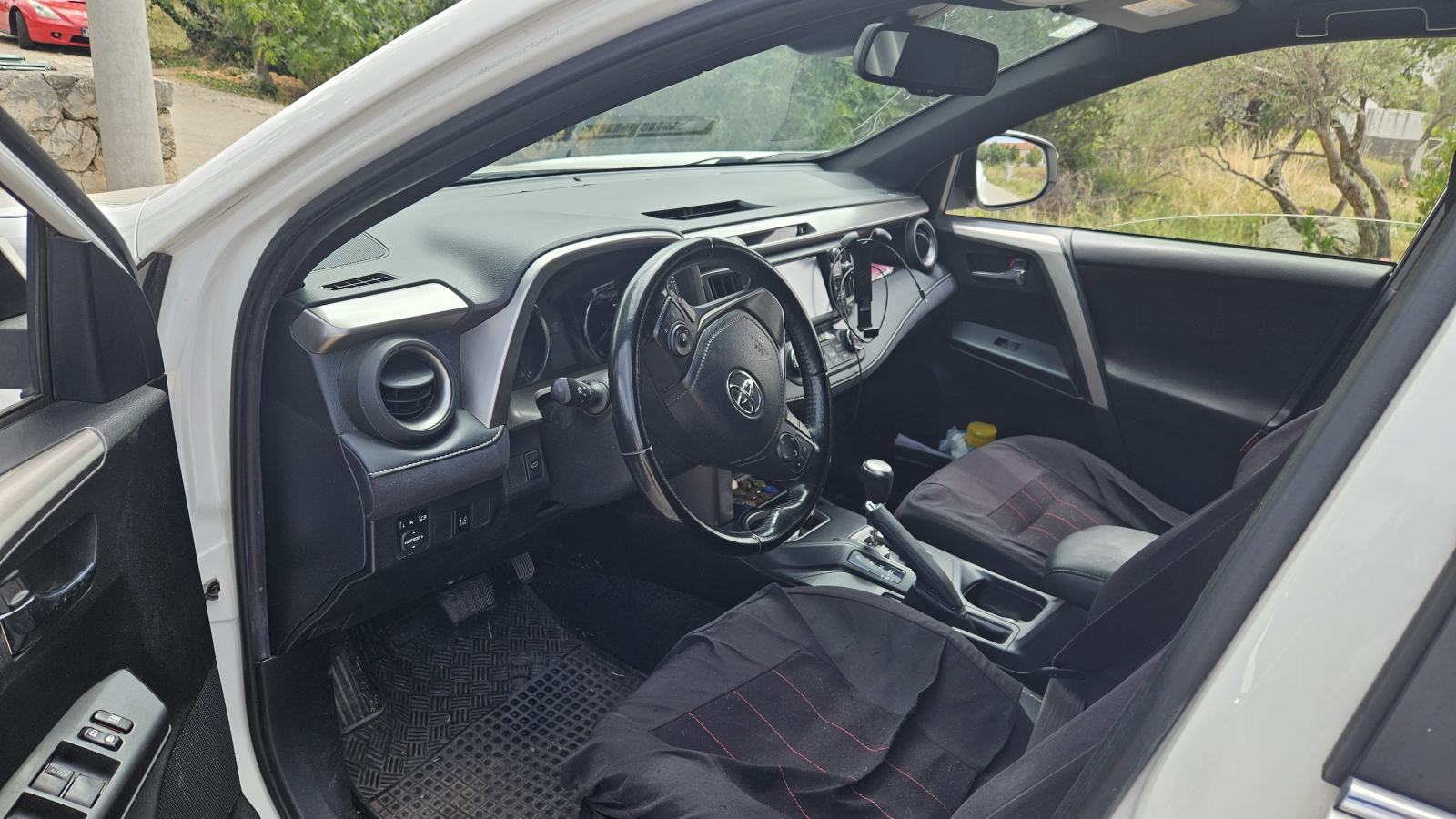 Toyota RAV4 2,5 HYBRID, 1.VLASNIK REGISTRACIJA 3. 27. 4x4, kuka, fotografija 4