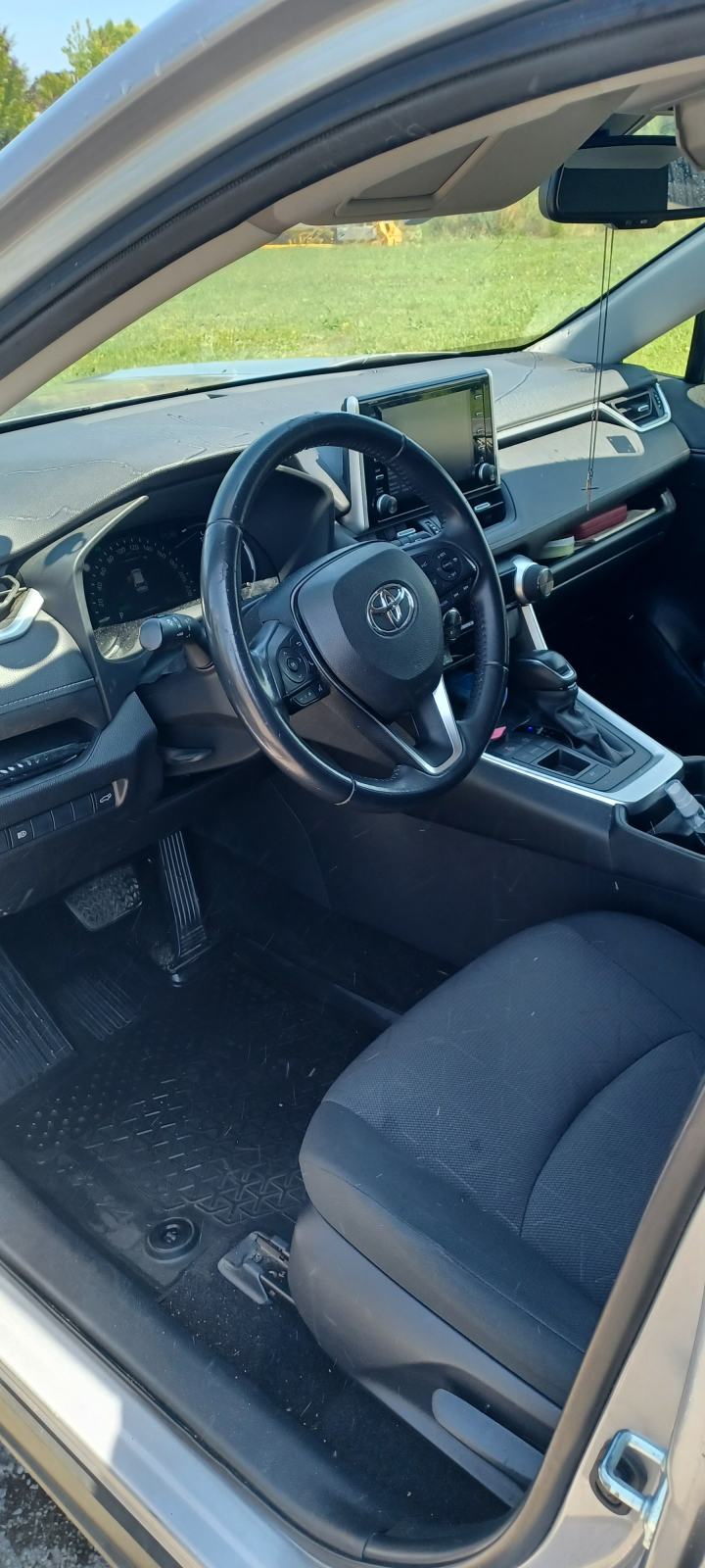 Toyota RAV4 2,5, fotografija 2