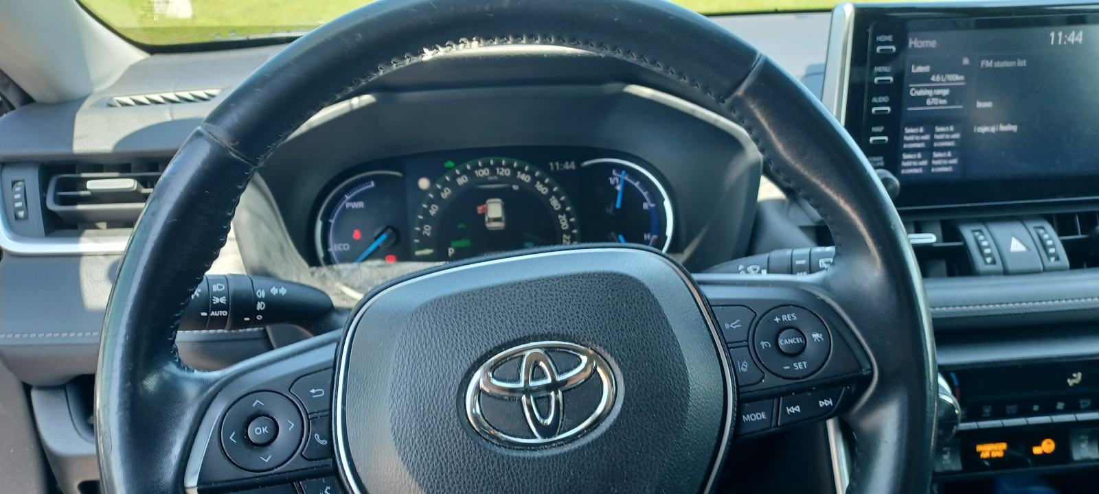 Toyota RAV4 2,5, fotografija 5