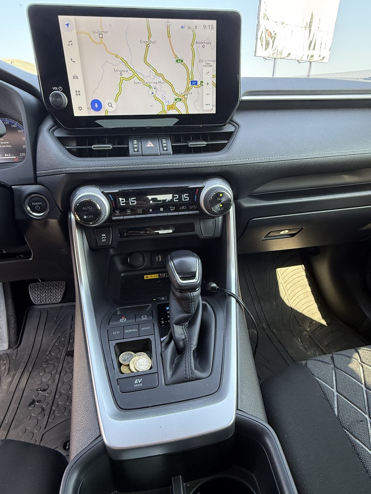 Toyota RAV4 2,5, fotografija 8