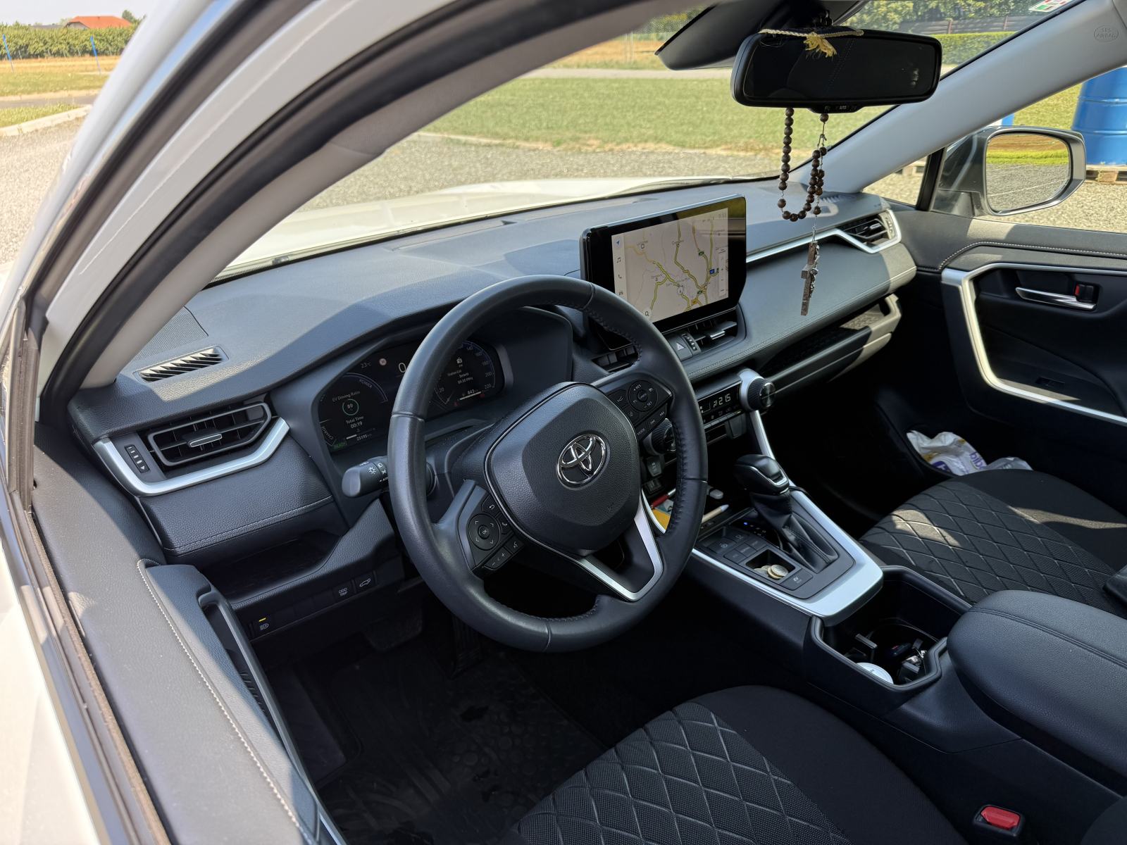 Toyota RAV4 2,5, fotografija 12