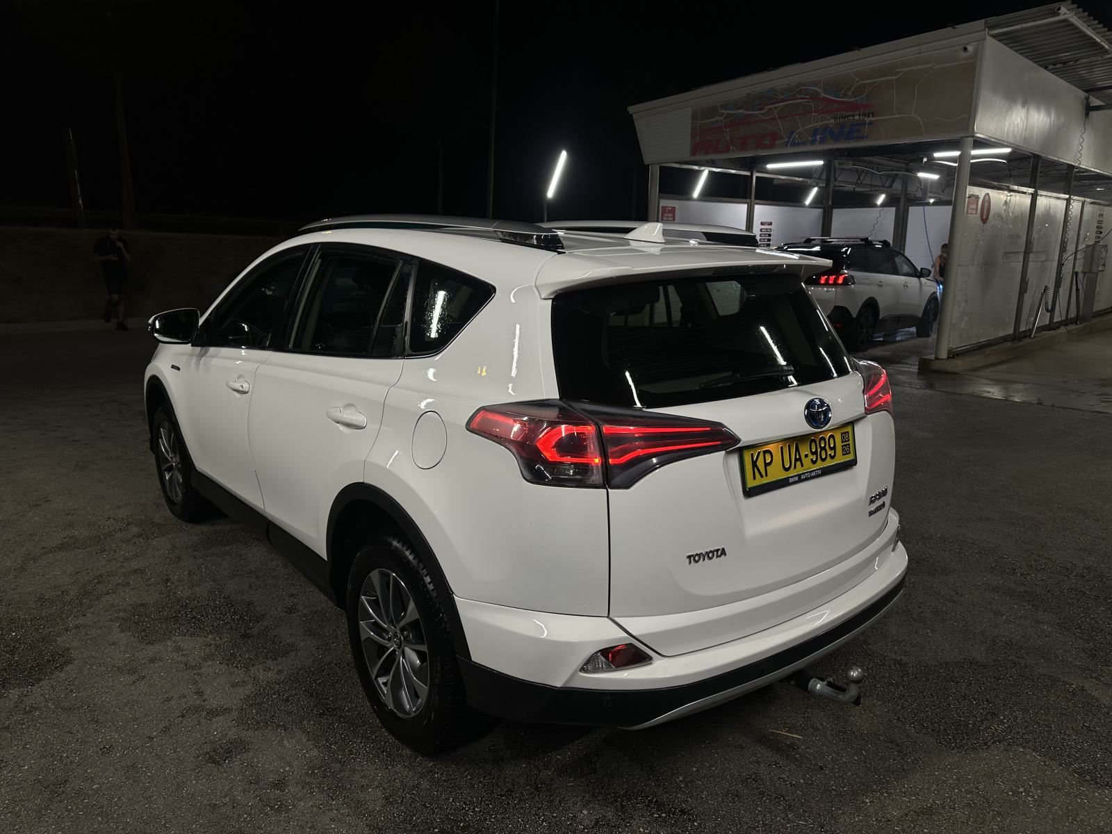 Toyota RAV4 2.5 VVT-i Hybrid Elegant, automatik,197ks, servisna knjiga, fotografija 9