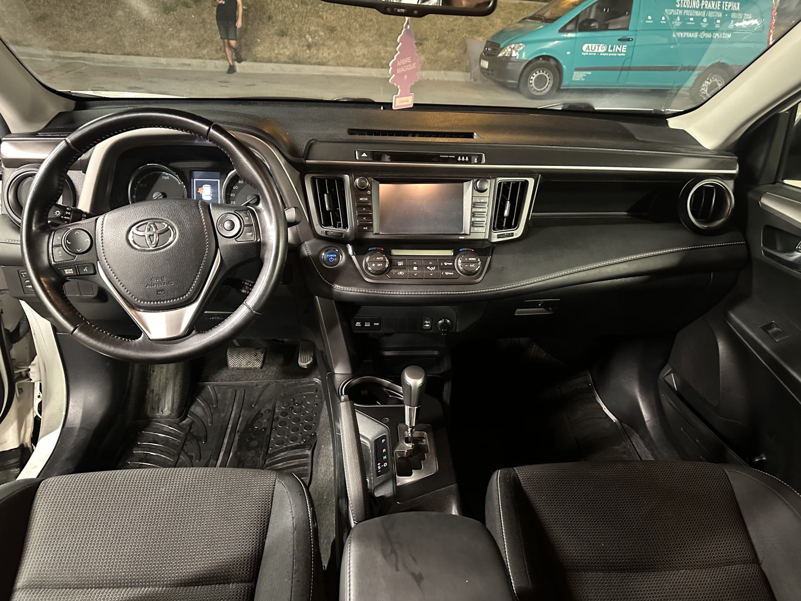 Toyota RAV4 2.5 VVT-i Hybrid Elegant, automatik,197ks, servisna knjiga, fotografija 14