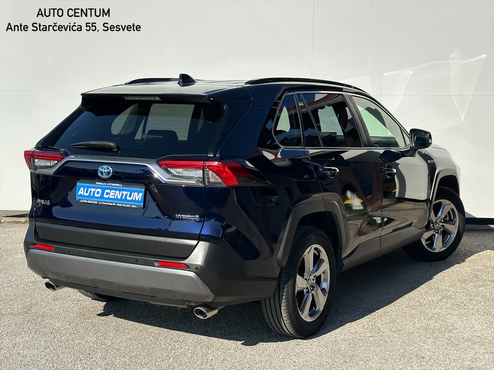 Toyota RAV4 Hybrid 2,5 DYNAMIC Aut., fotografija 3