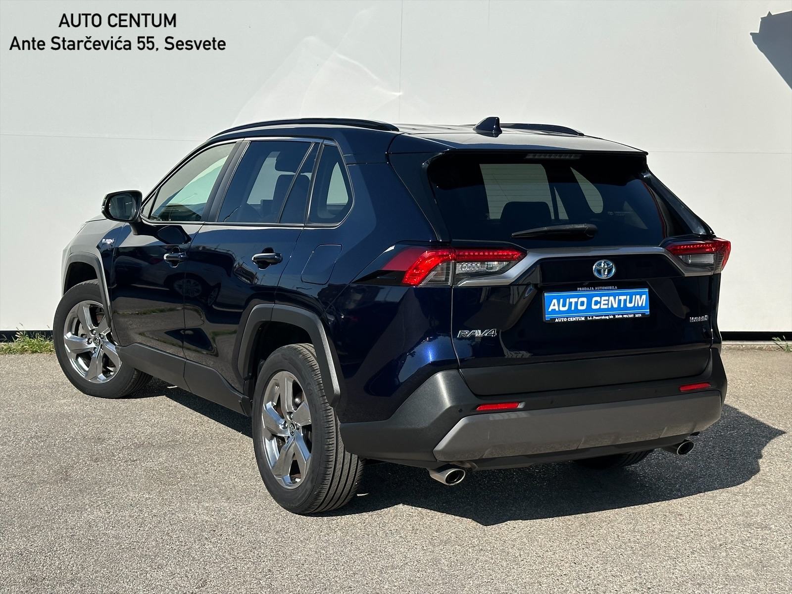 Toyota RAV4 Hybrid 2,5 DYNAMIC Aut., fotografija 4