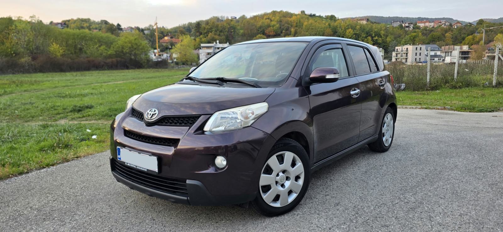 Toyota Urban Cruiser 1,33 reg. do 10/27, Super stanje, pogled izvana - slika 1