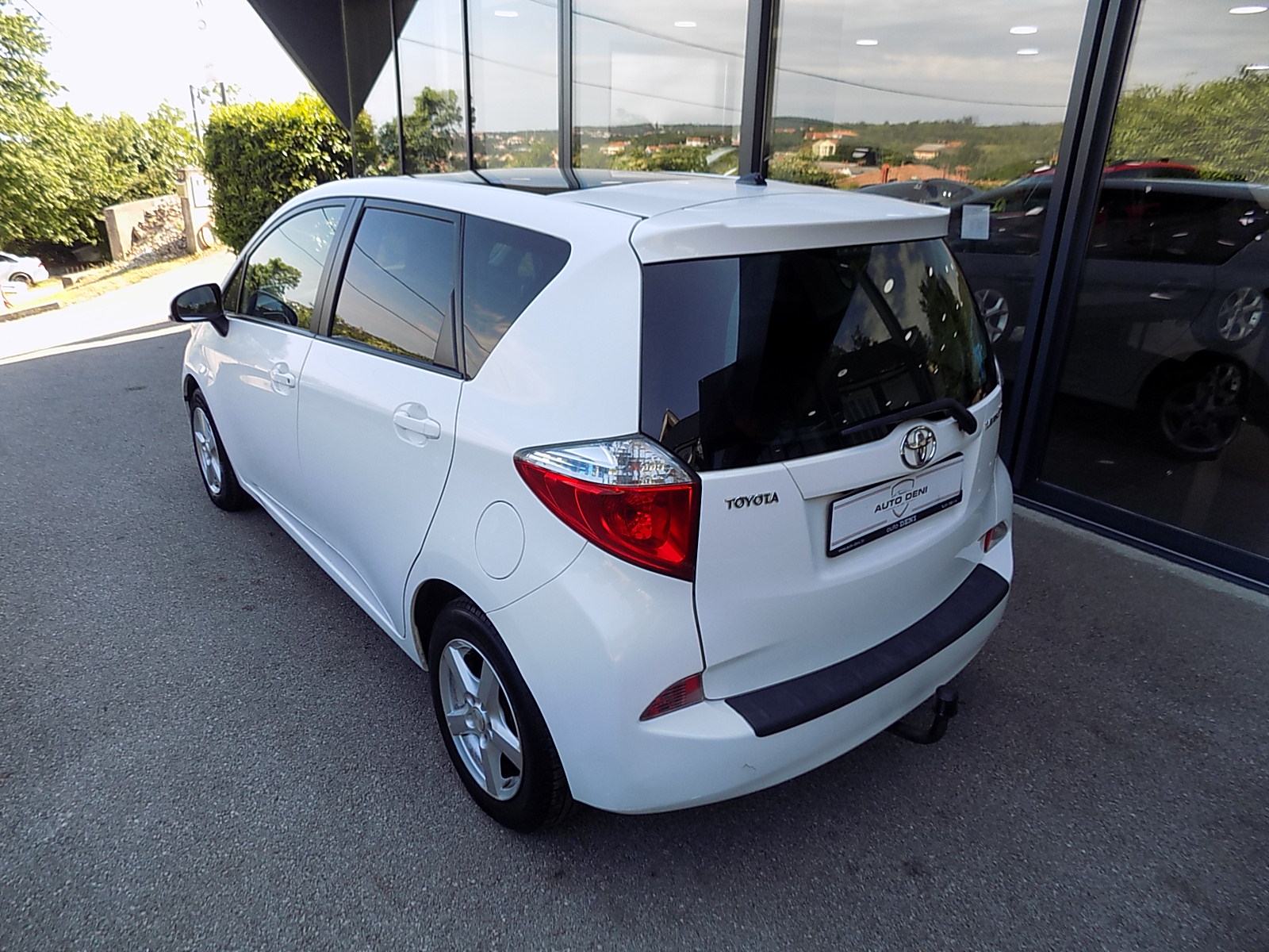Toyota Verso-S 1.4 D4D Panorama, fotografija 5