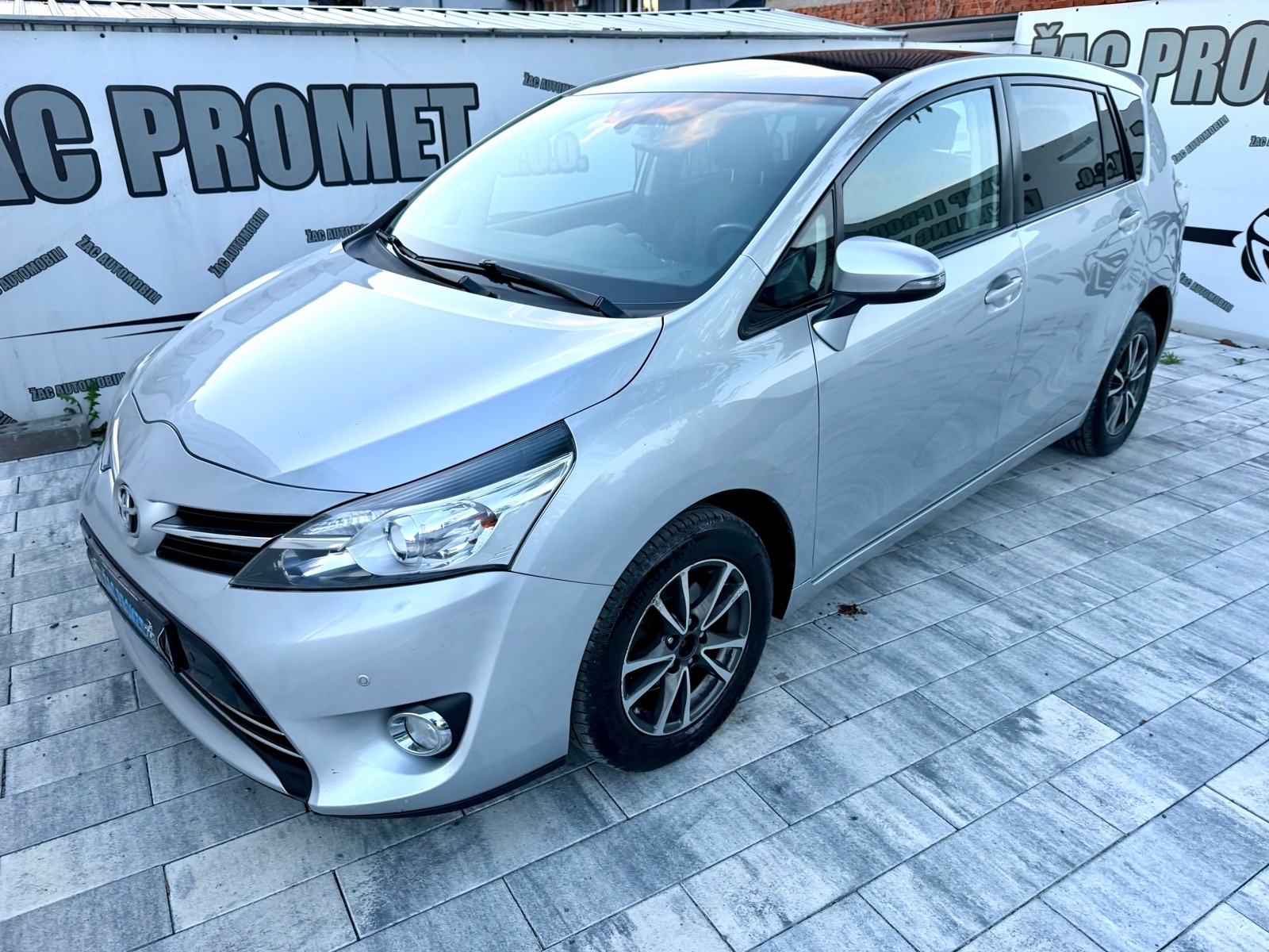 Toyota Verso 1,6 D-4D 7 SJ # 248 TKM# =PANORAMA= KO NOV = KRED - KART, pogled izvana - slika 2