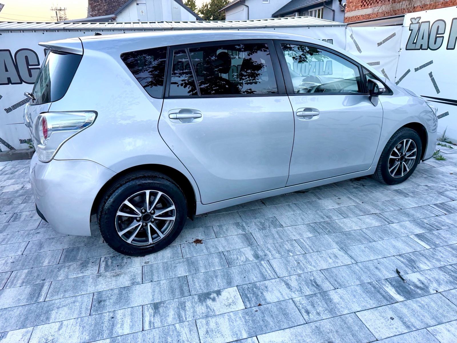 Toyota Verso 1,6 D-4D 7 SJ # 248 TKM# =PANORAMA= KO NOV = KRED - KART, fotografija 20