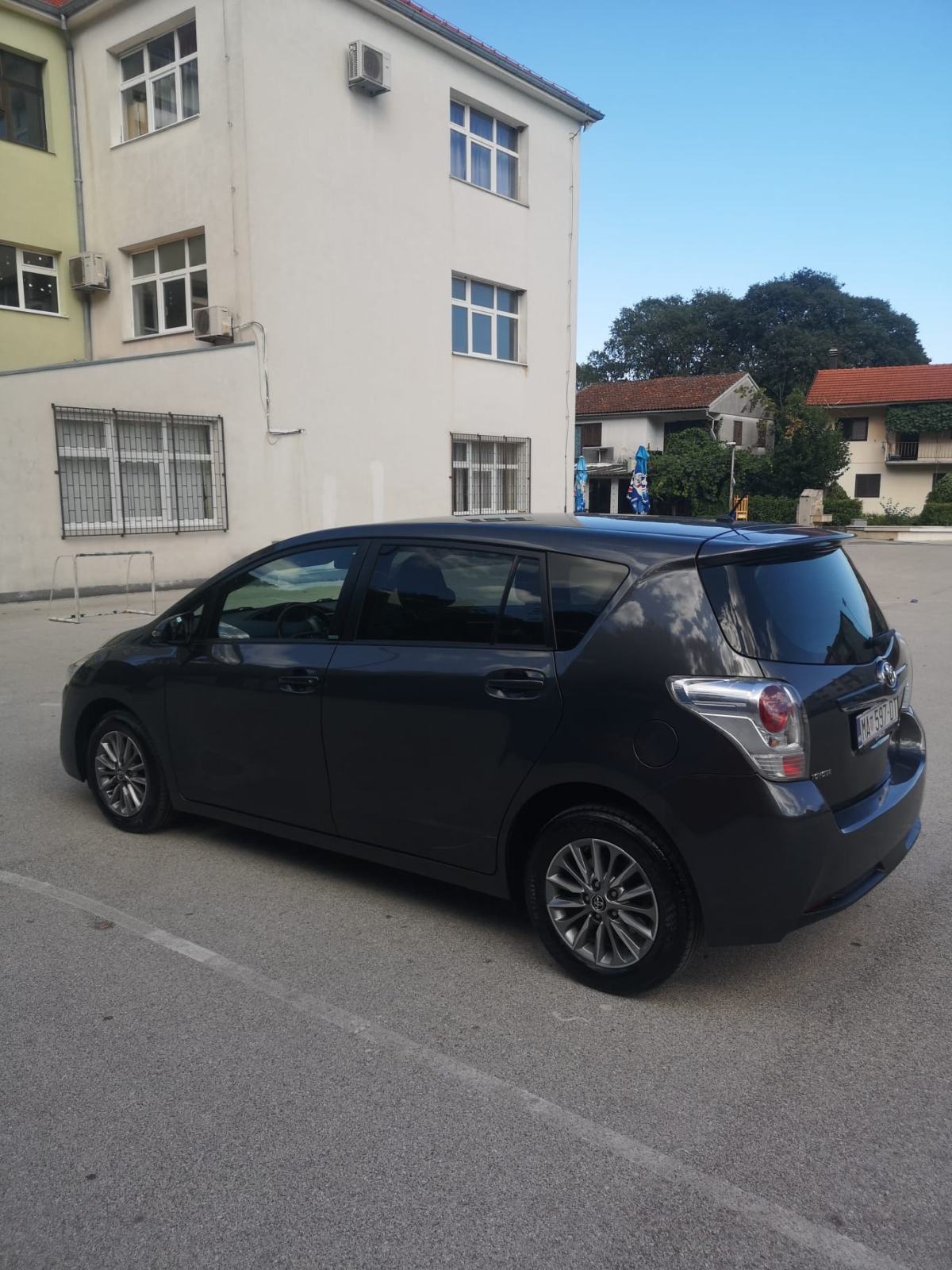 Toyota Verso 1,6 D-4D, fotografija 4
