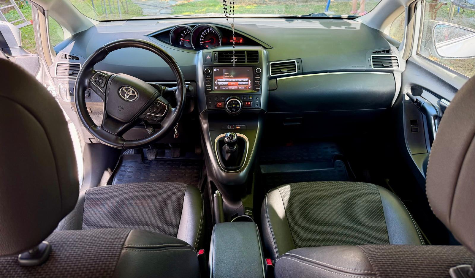 Toyota Verso 1,6 D-4D | PRVA REG. 2018 | 7 SJED | PANORAMA | KAMERA, fotografija 16