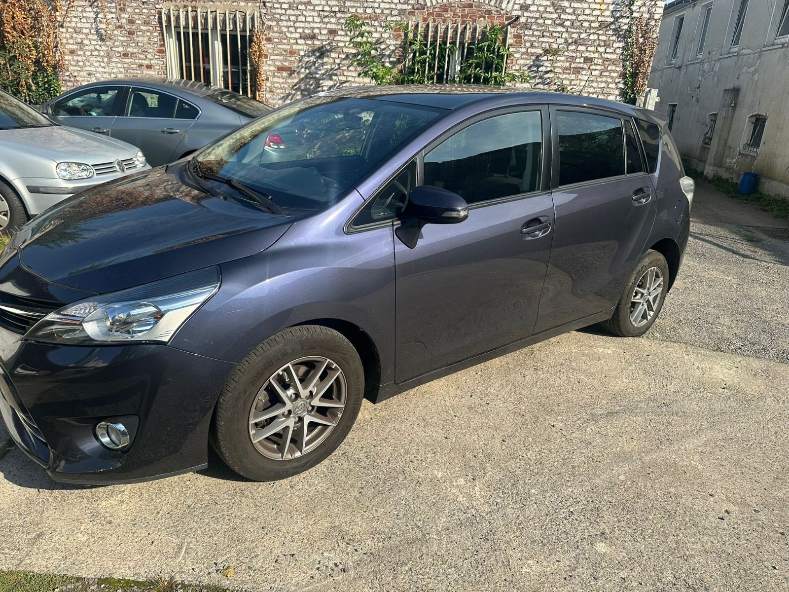 Toyota Verso 1,6 D-4D, fotografija 1