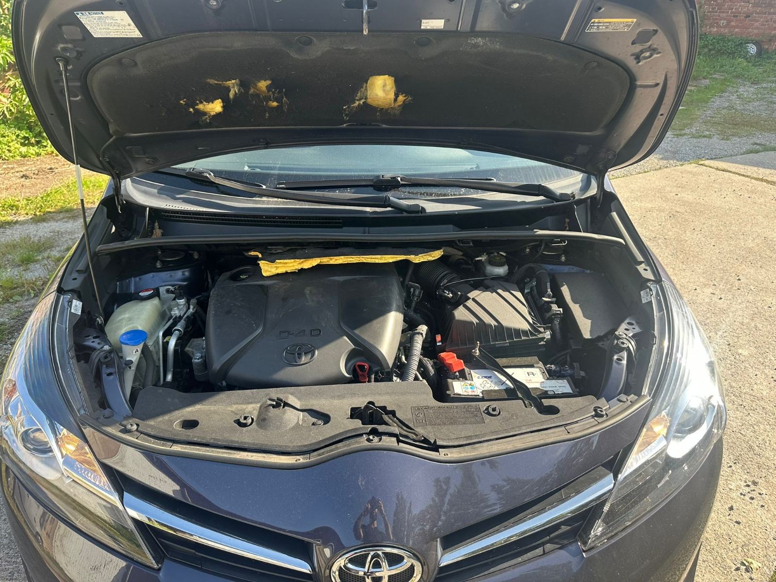 Toyota Verso 1,6 D-4D, fotografija 8