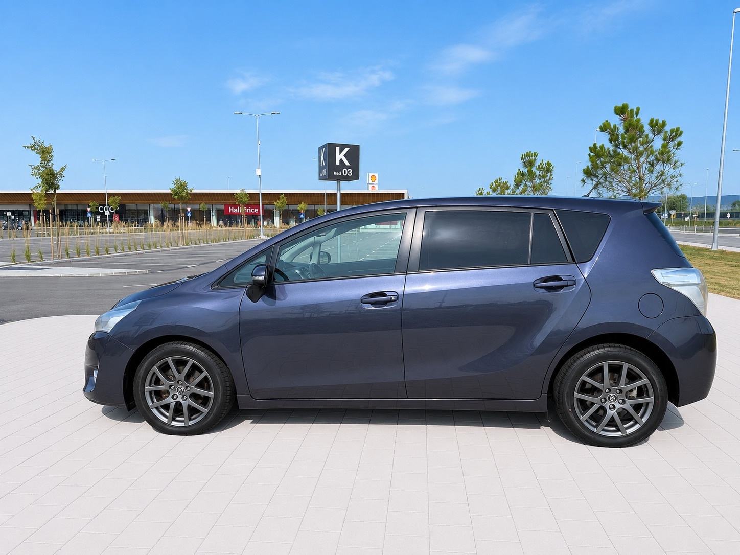 Toyota Verso 1,6 D-4D SOL - 2016 - FULL OPREMA - KAO NOVA, fotografija 5