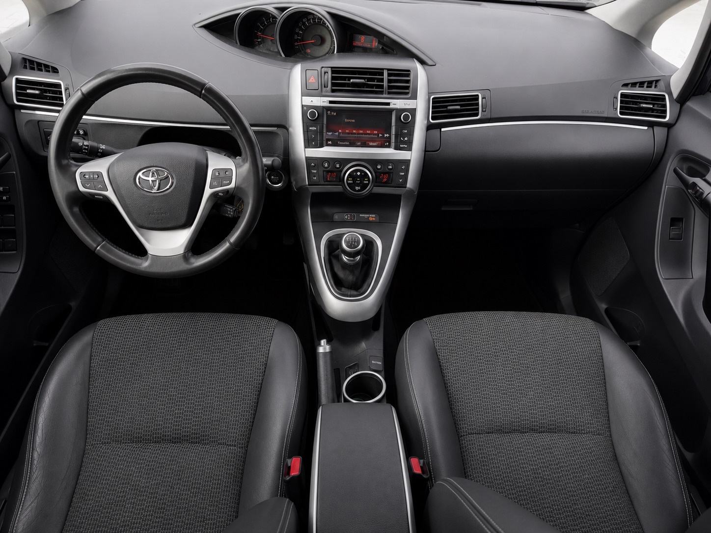 Toyota Verso 1,6 D-4D SOL - 2016 - FULL OPREMA - KAO NOVA, fotografija 8
