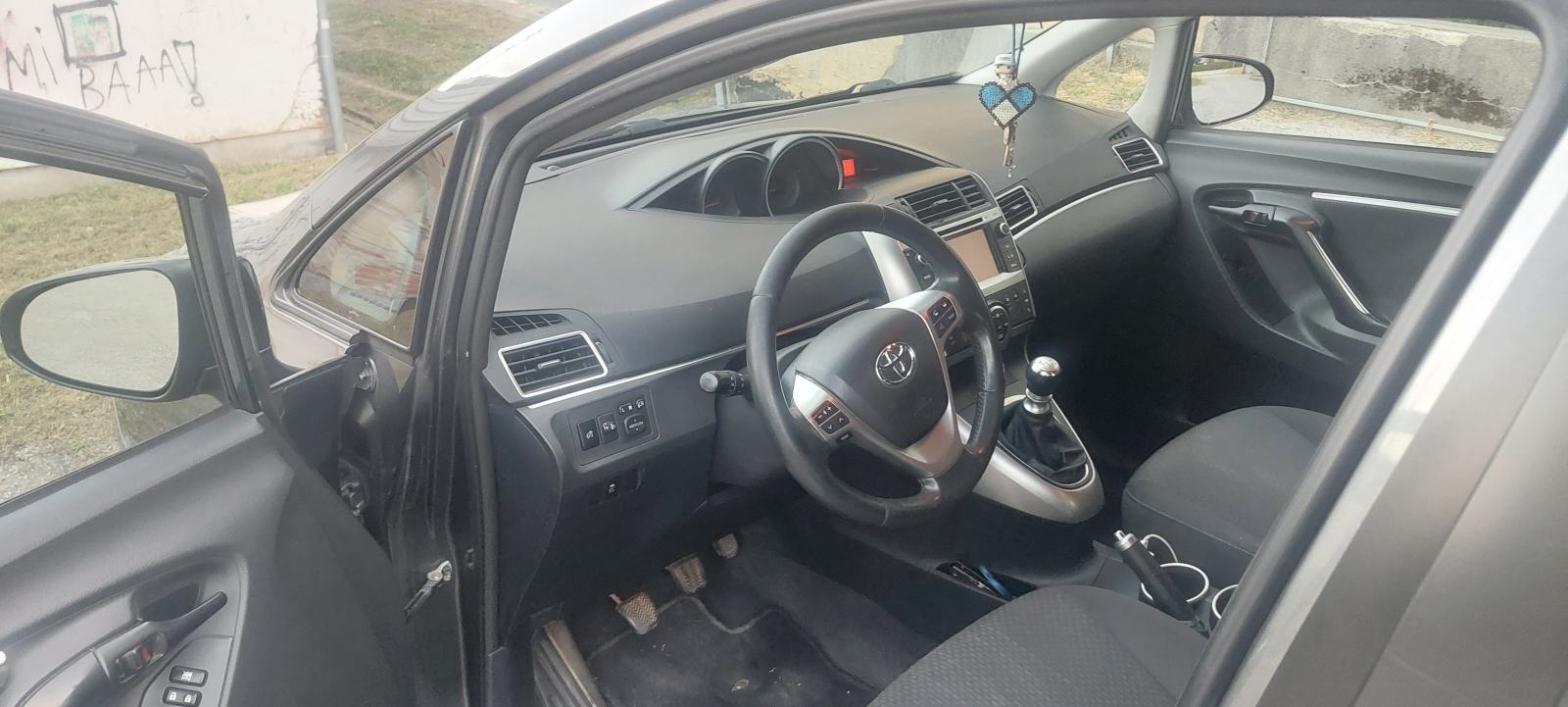 Toyota Verso 2,0 D-4D, fotografija 7