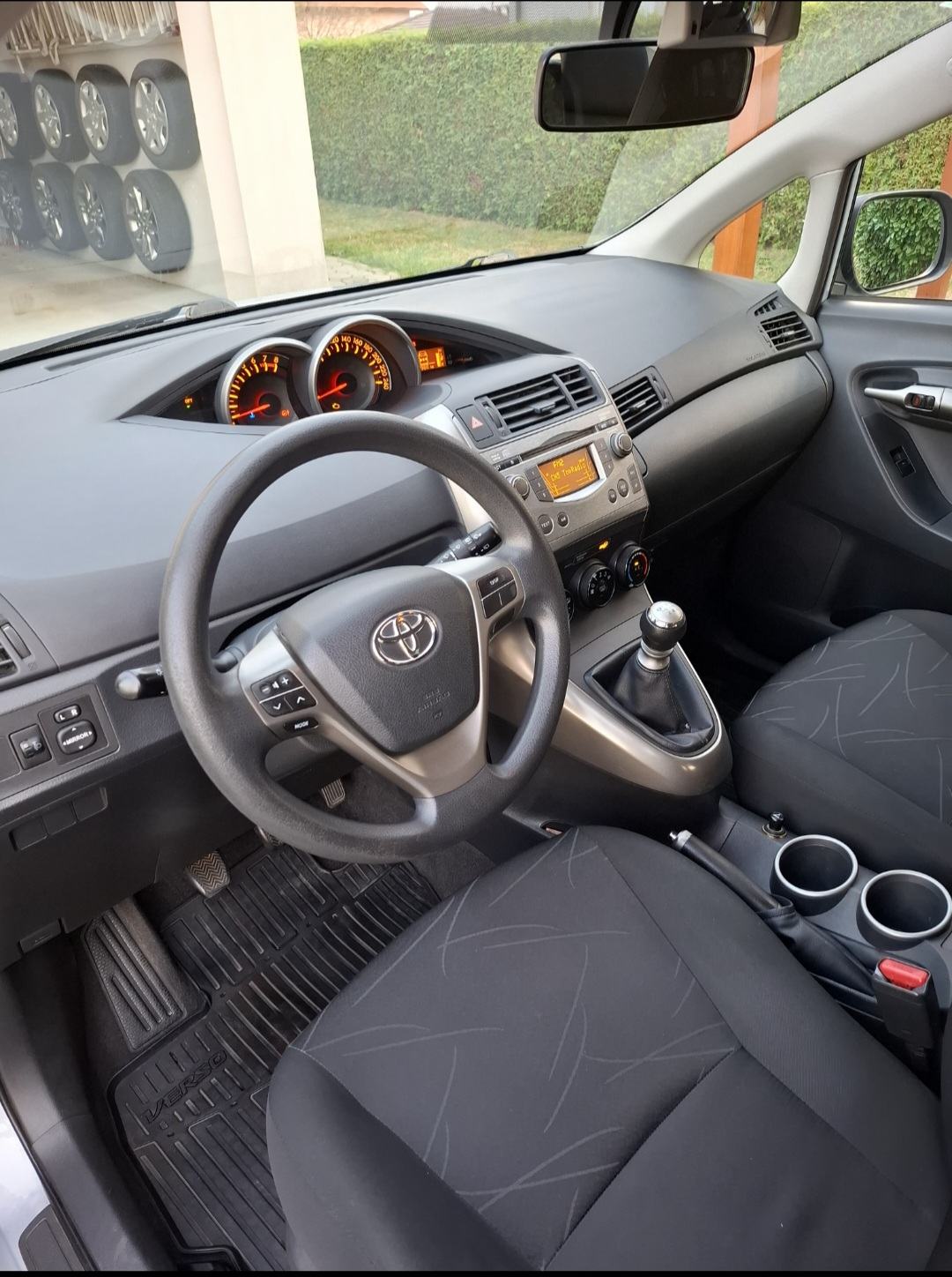 Toyota Verso, fotografija 7
