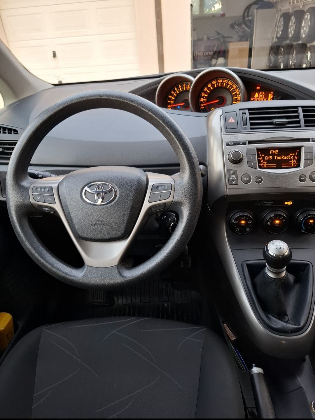 Toyota Verso, fotografija 8