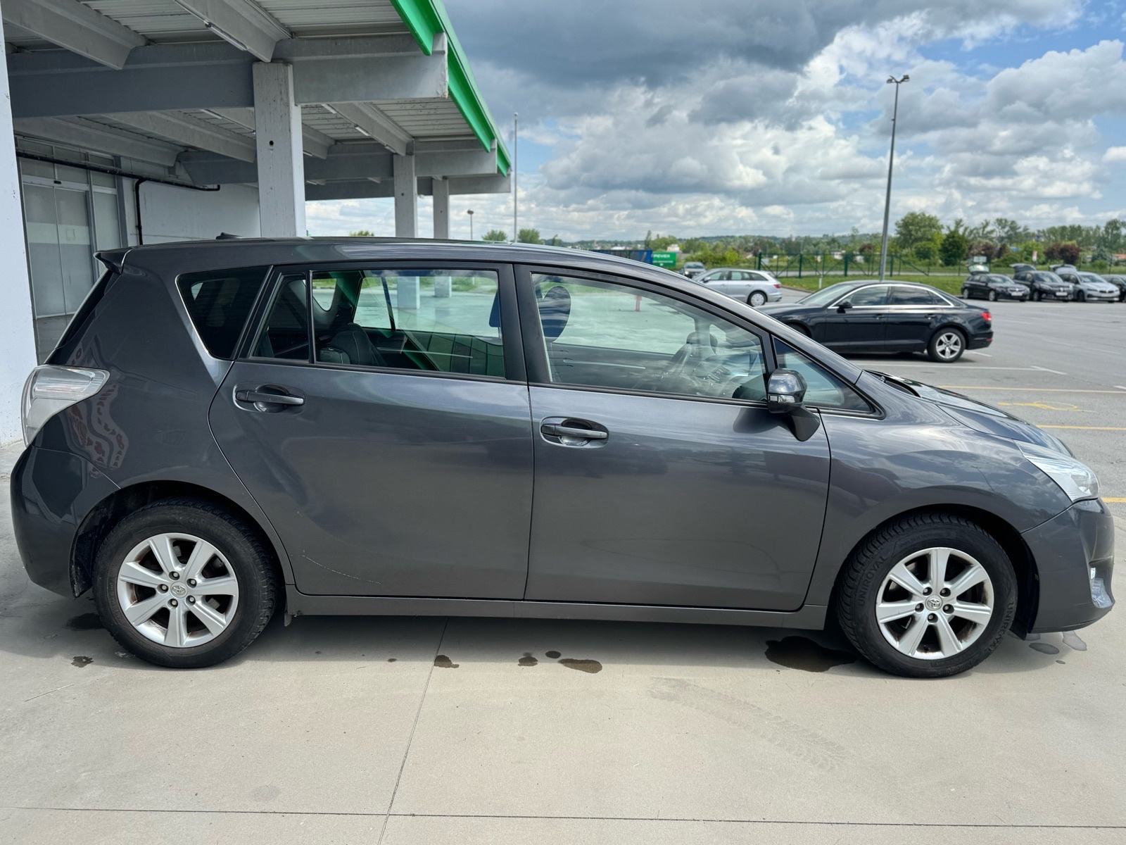 Toyota Verso Verso 1,6 D-4D full oprena veliki servis zamjena l reg1 g, fotografija 5