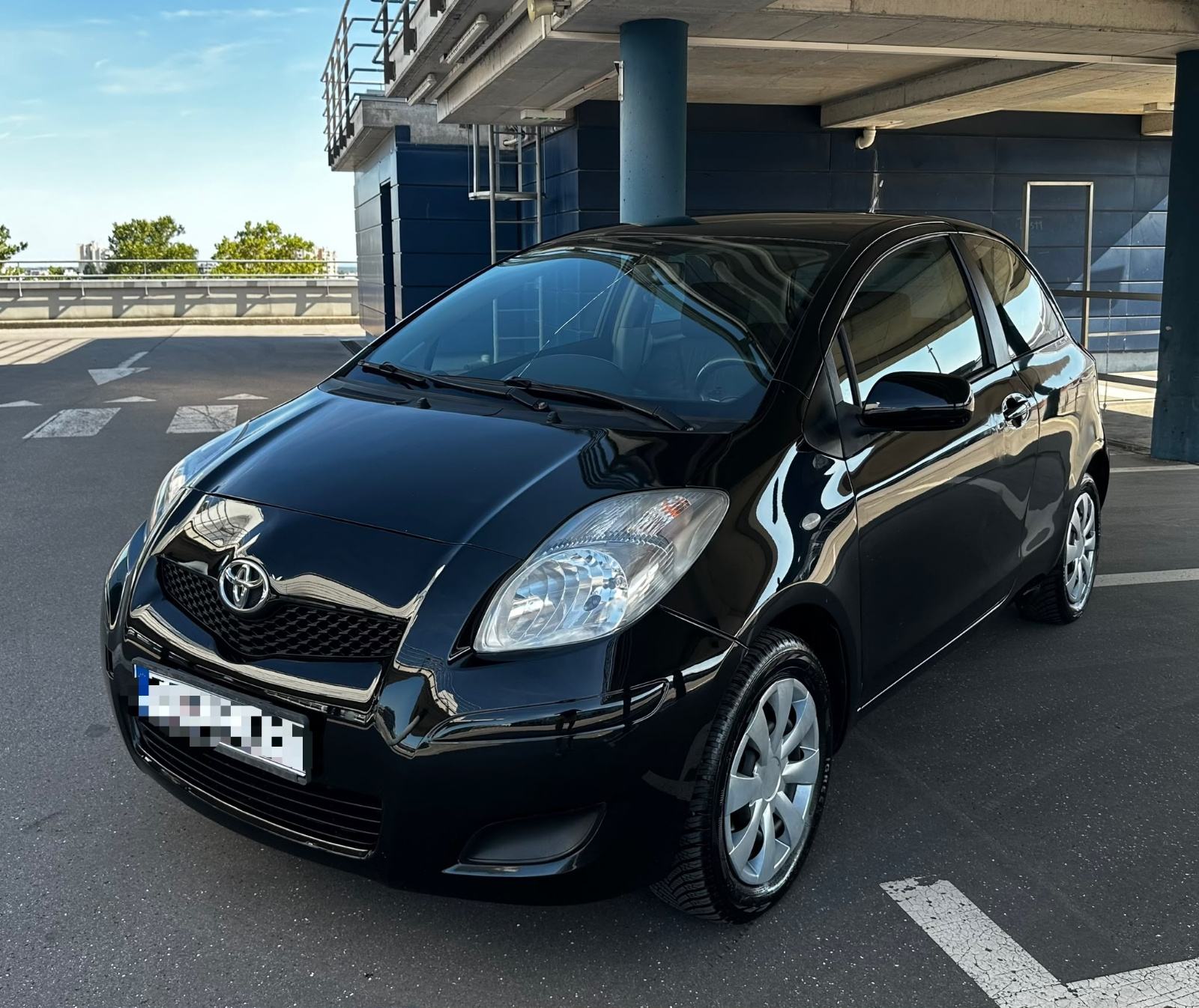 Toyota Yaris 1,0 VVT-i*124TKM*Klima*Reg. 10/2026*Odlično stanje*, fotografija 4