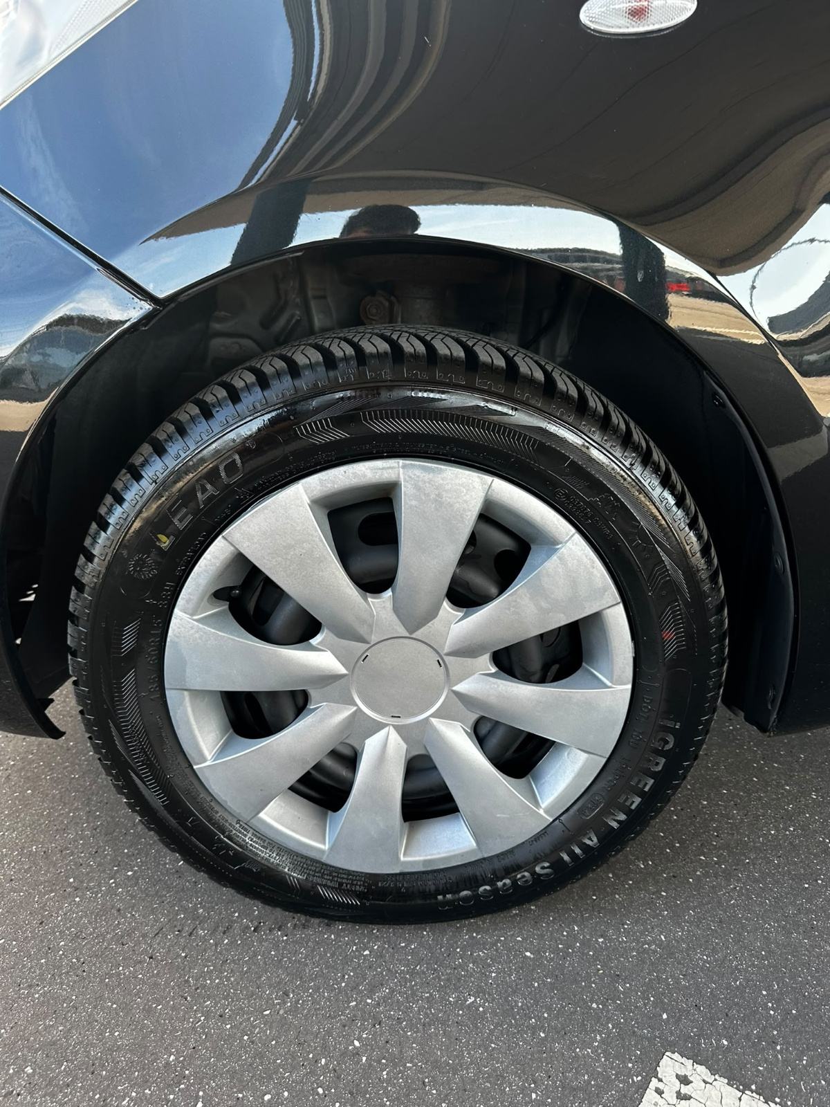 Toyota Yaris 1,0 VVT-i*124TKM*Klima*Reg. 10/2026*Odlično stanje*, fotografija 18