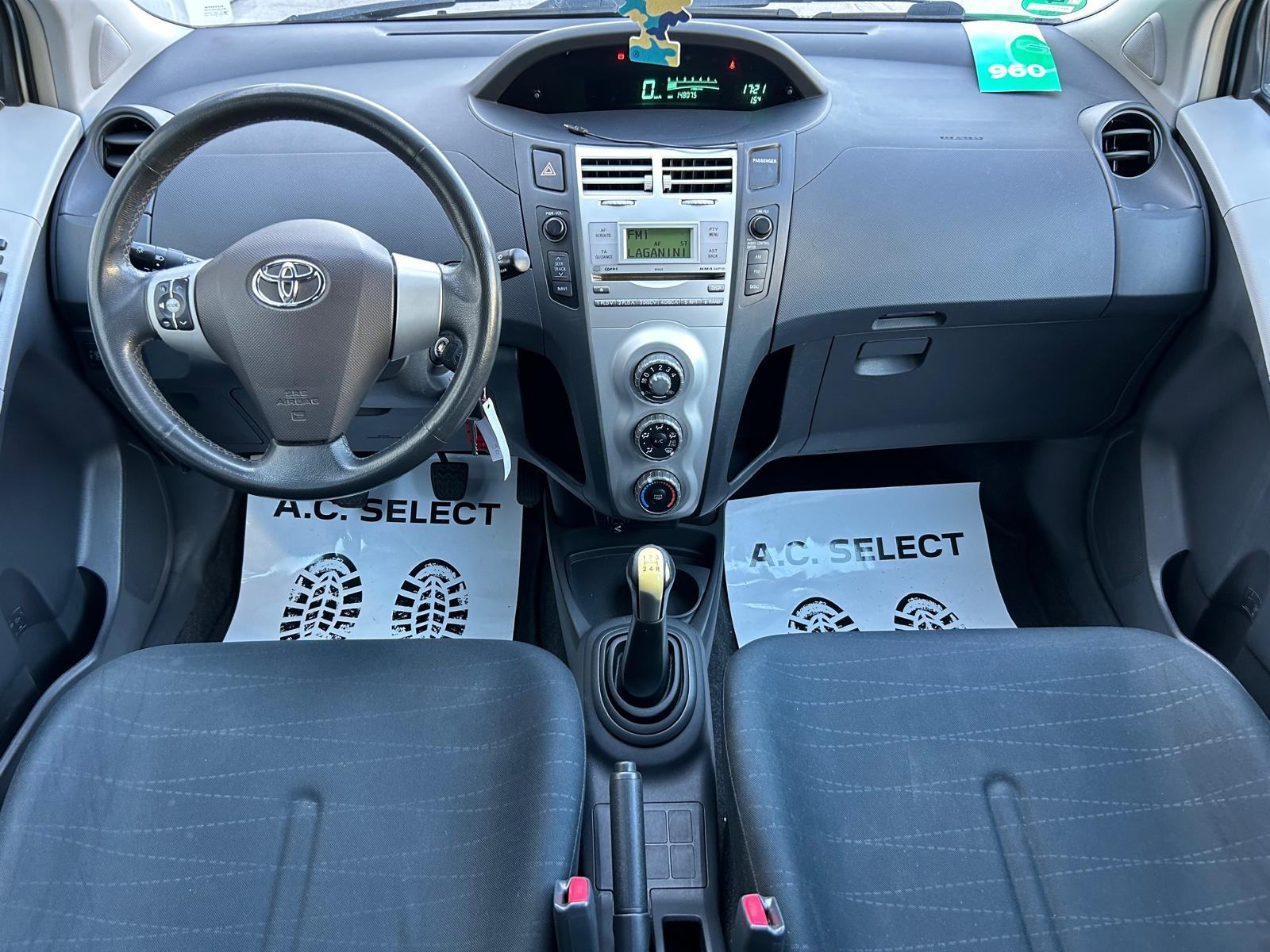 Toyota Yaris 1,0 VVT-i - 140.000km - SERVISNA - GARANCIJA - REG.1.GOD!, fotografija 9
