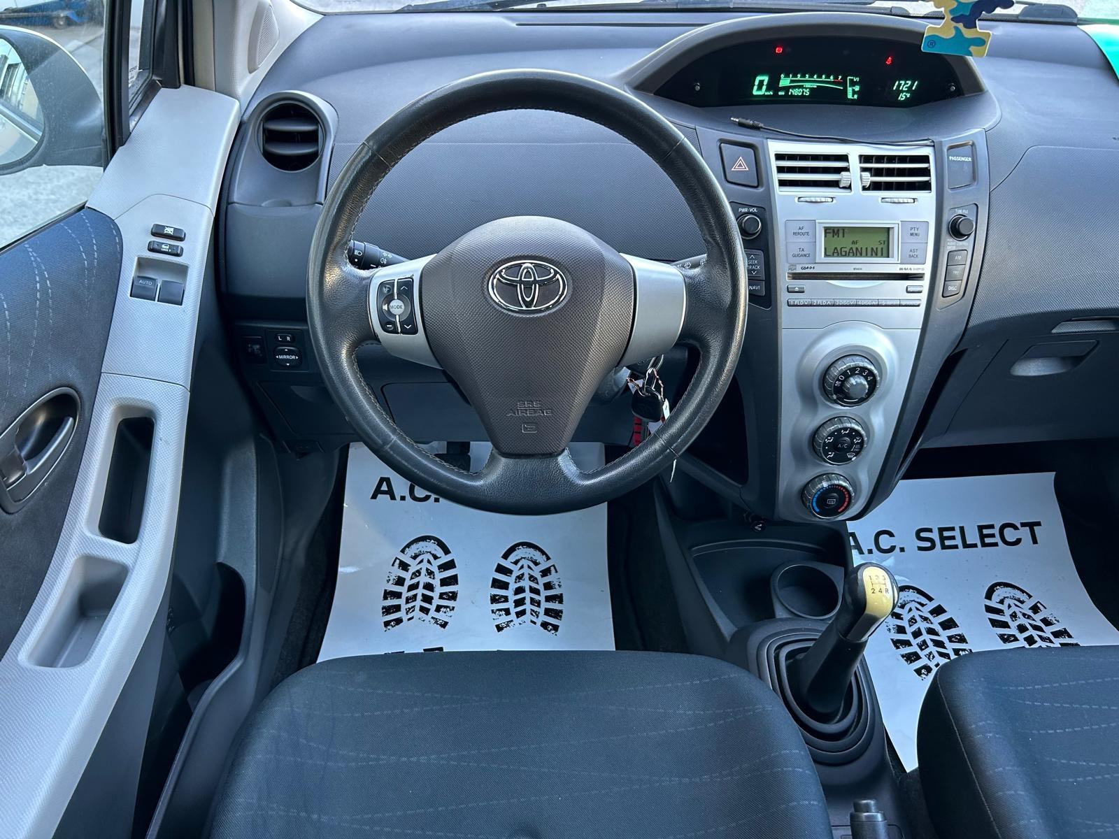 Toyota Yaris 1,0 VVT-i - 140.000km - SERVISNA - GARANCIJA - REG.1.GOD!, fotografija 10