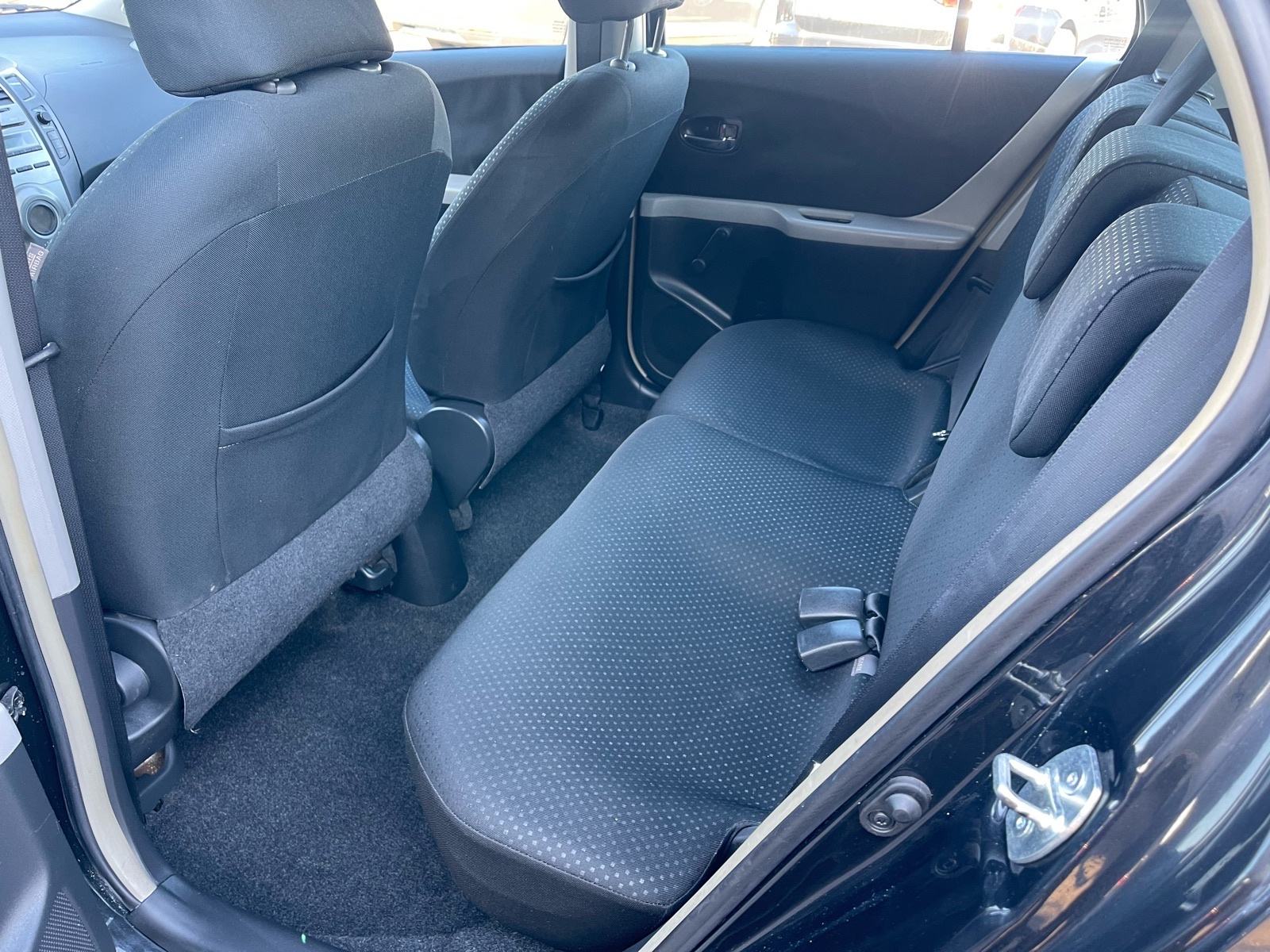 Toyota Yaris 1,0 VVT-i !!, fotografija 12