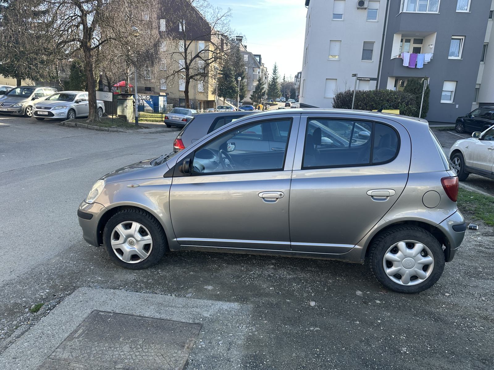 Toyota Yaris 1,0 reg 5/27 173tkm, fotografija 18