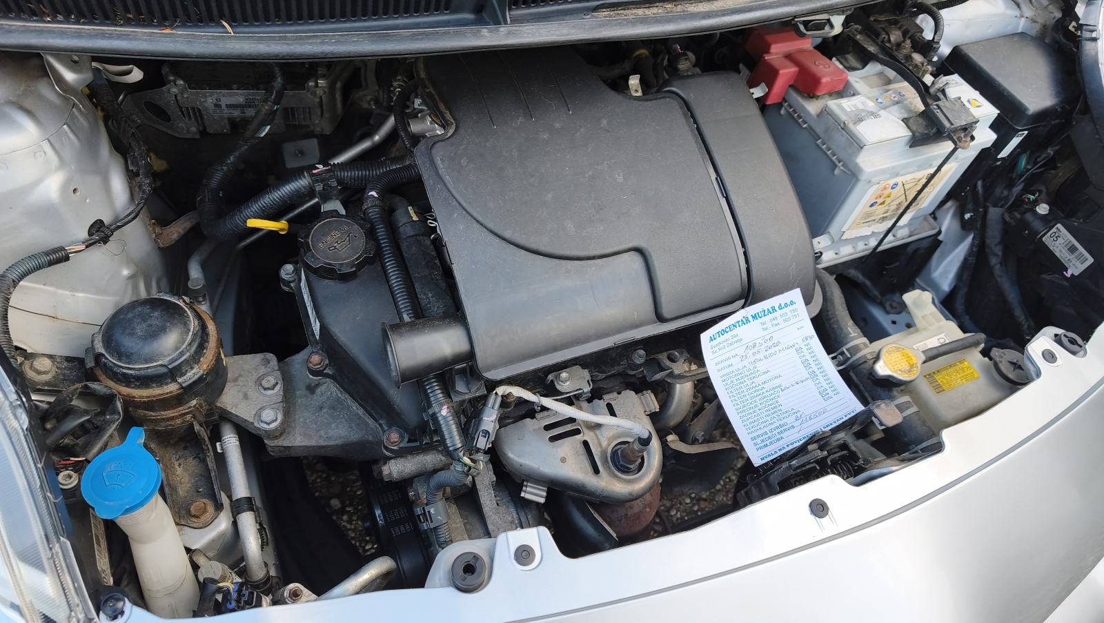 Toyota Yaris 1,0 VVT-i, klima, reg. 6/2027. 110000km, fotografija 17