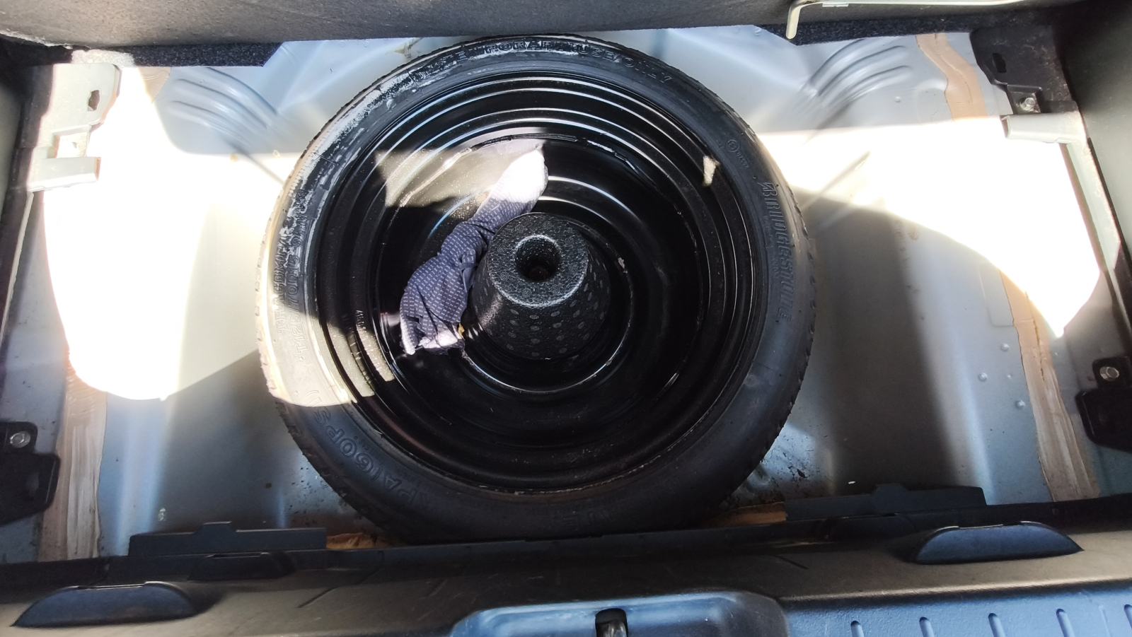 Toyota Yaris 1,0 VVT-i, klima, reg. 6/2027. 110000km, fotografija 19