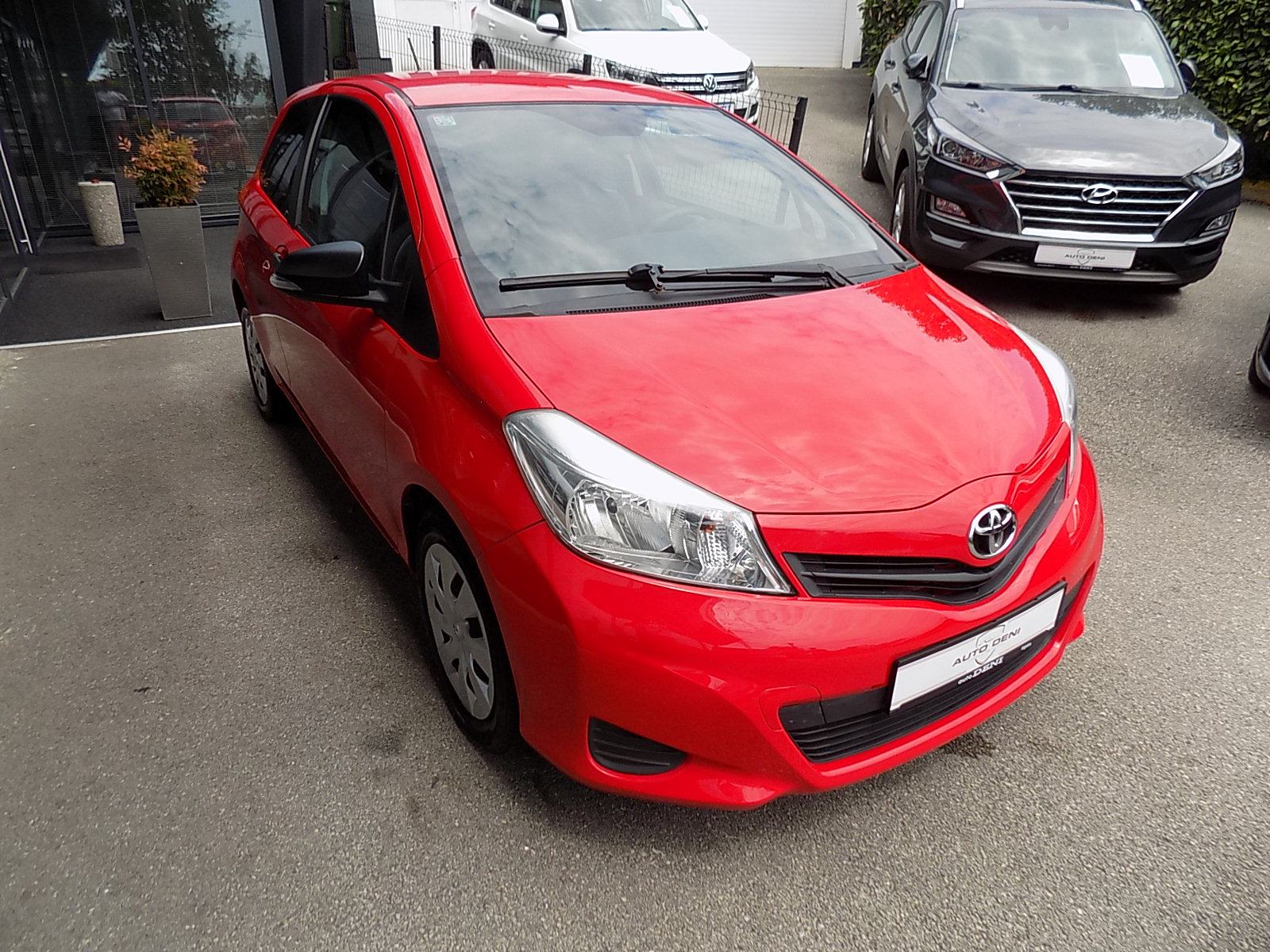Toyota Yaris 1,0 VVT-i, fotografija 4