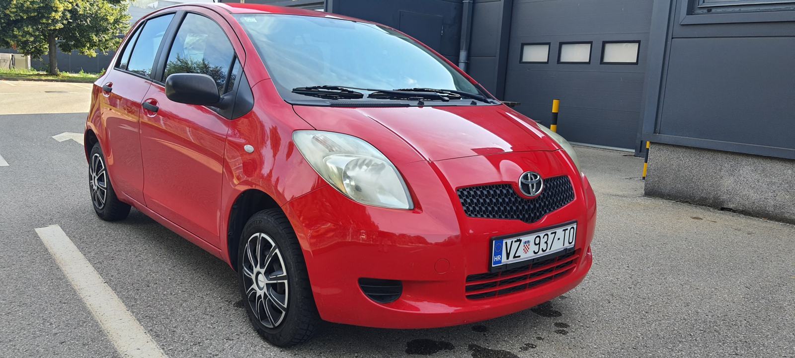 Toyota Yaris 1,0 VVT-i, fotografija 18