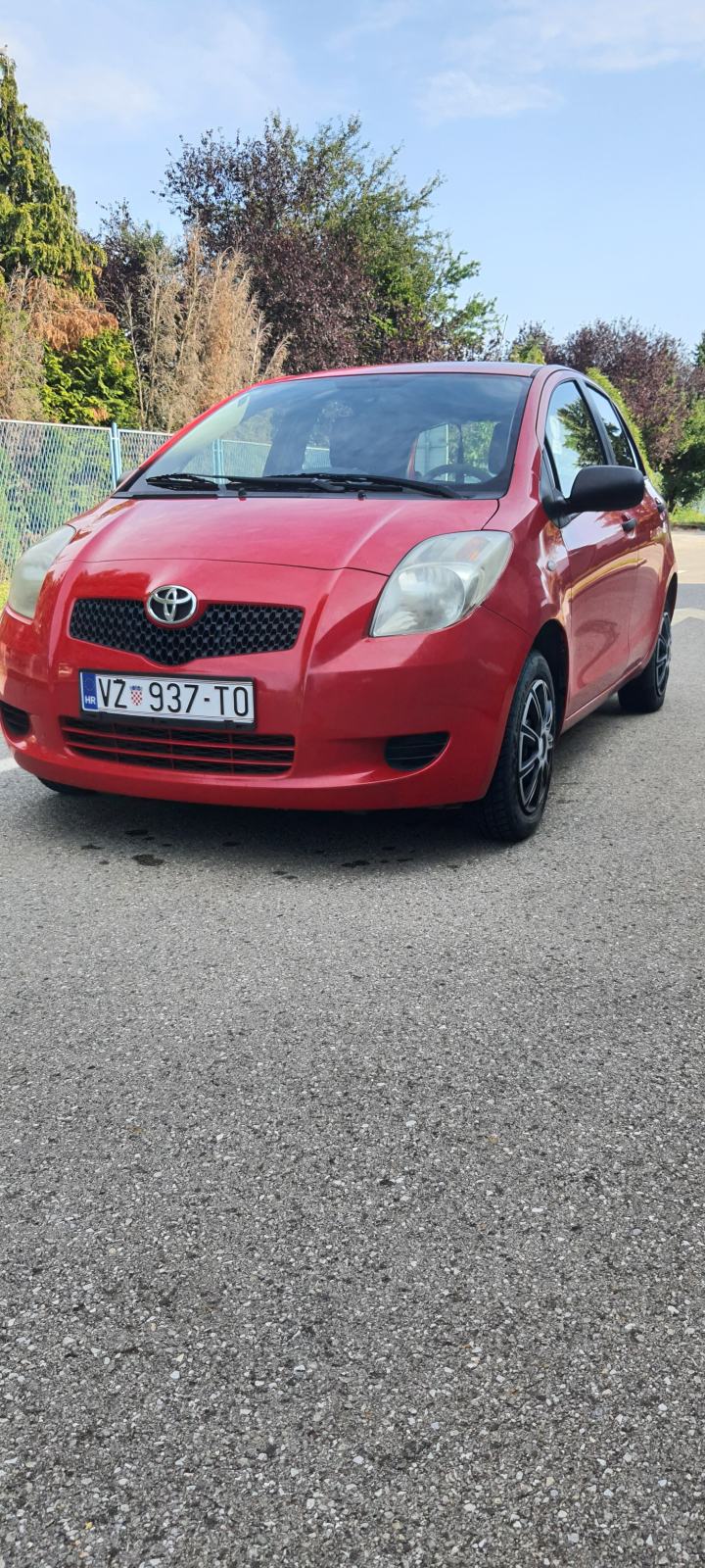 Toyota Yaris 1,0 VVT-i, fotografija 7