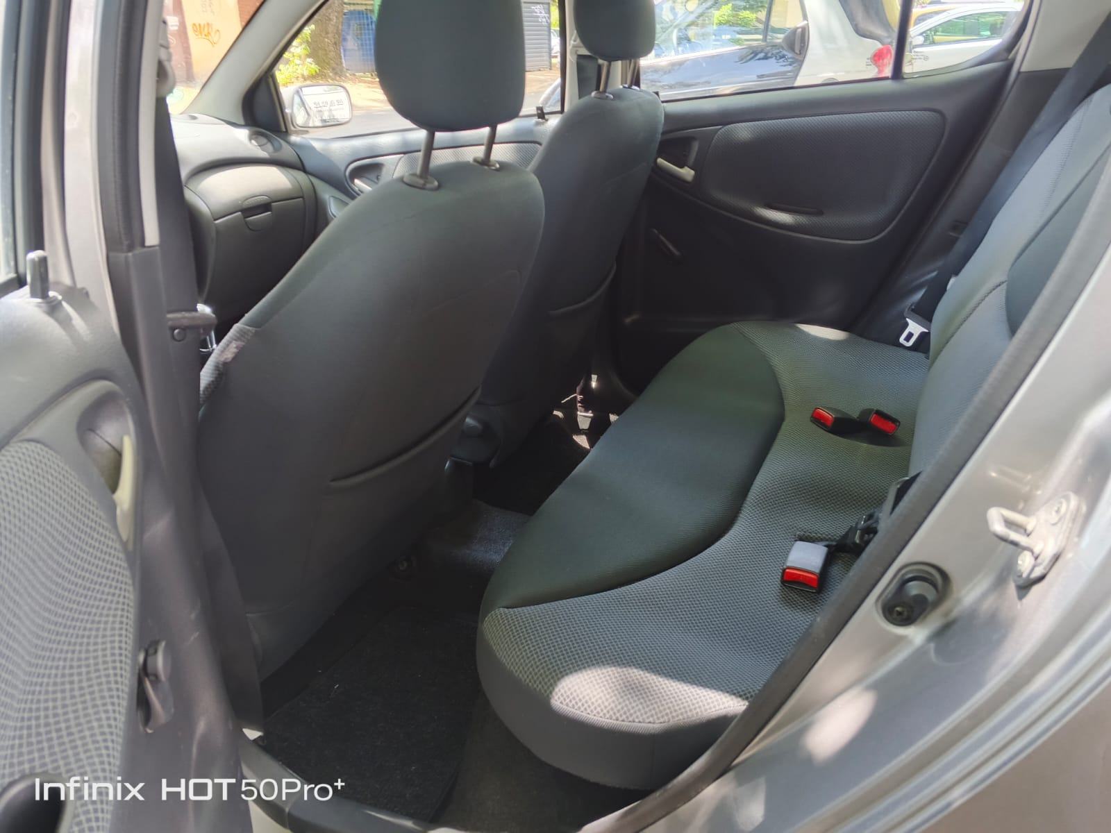 Toyota Yaris 1,0 VVT-i SOL, Klima, fotografija 20