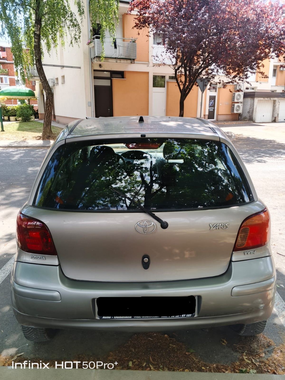 Toyota Yaris 1,0 VVT-i SOL, Klima, fotografija 6
