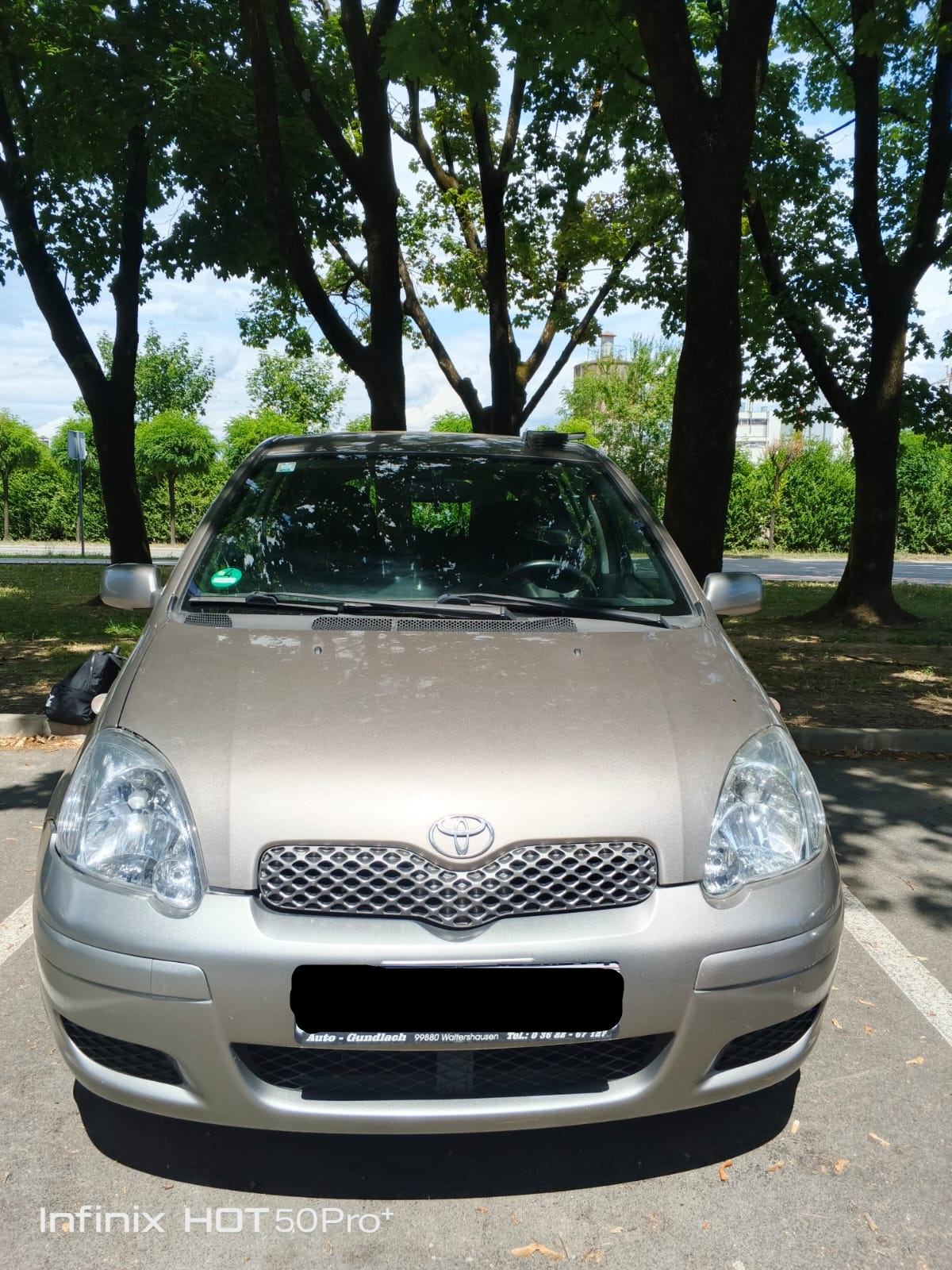 Yaris 1,0 VVT-i SOL LJETUJTE SA NAMA -AO I POMOĆ NA CESTI 1 GOD GRATIS, fotografija 4