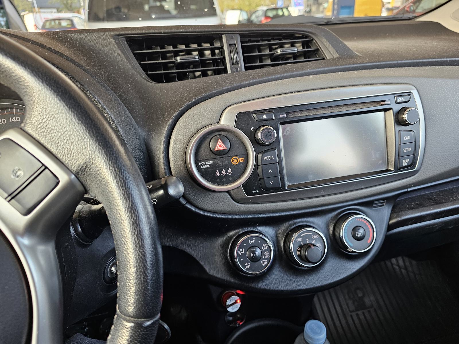 Toyota Yaris 1,3 3 VVT-i, fotografija 4