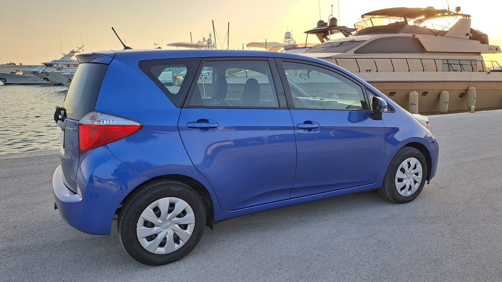 Toyota Yaris ⭐️VERSO⭐️ 1,3 VVT-i Serv.knjiga,Ispis km,OPREMA, fotografija 13