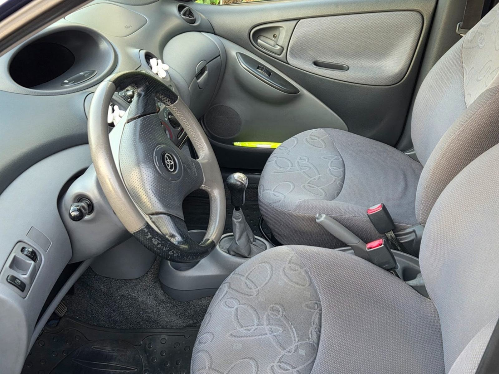 Toyota Yaris 1.3 .VVT-I, fotografija 9