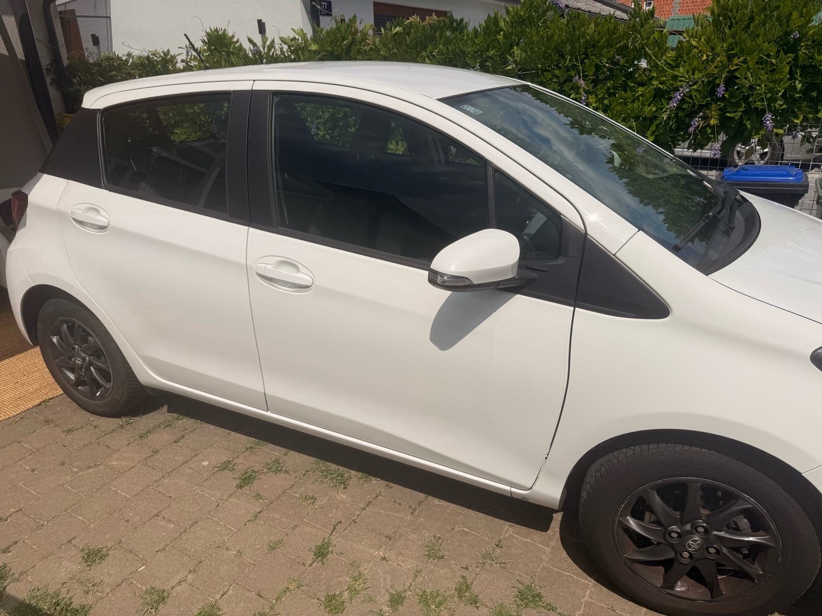 Toyota Yaris 1,33 / drugi vlasnik / Stražnja kamera, fotografija 2