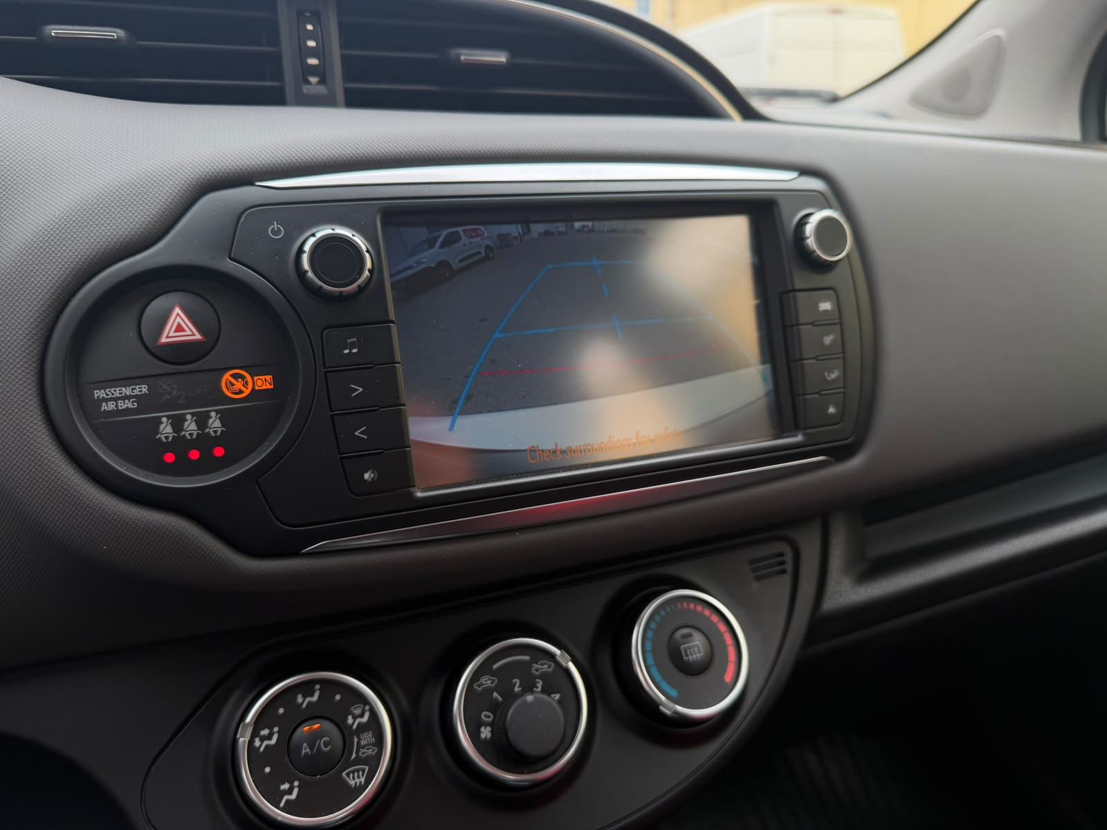 TOYOTA YARIS 1.33 VVT-i SPORT, fotografija 12