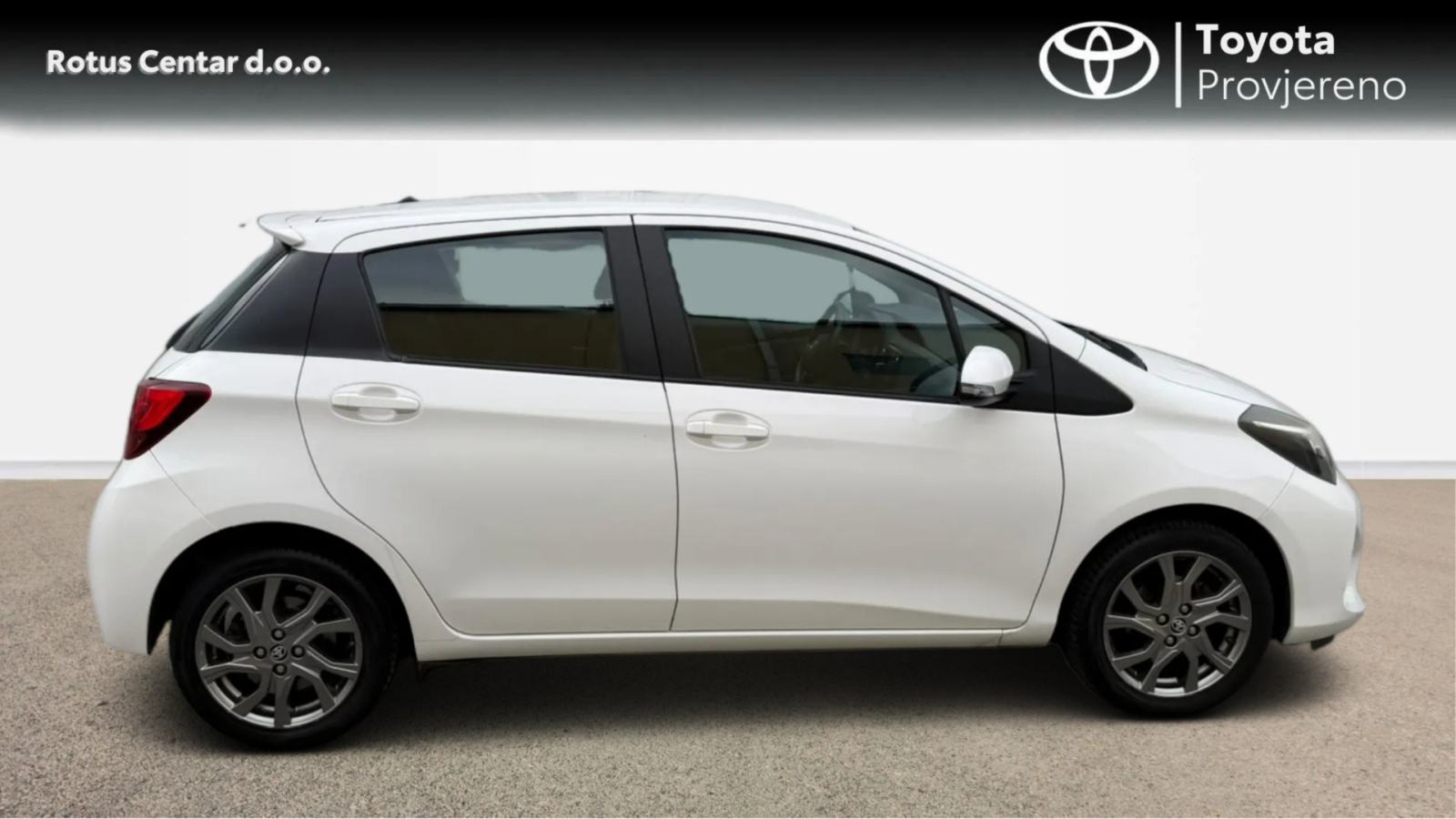 TOYOTA YARIS 1.33 VVT-i SPORT, fotografija 5