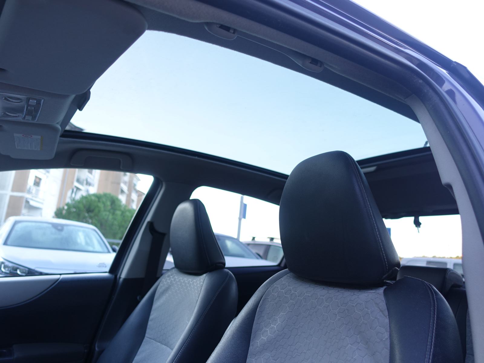 Toyota Yaris 1,4 D-4D / JAMSTVO + REGISTRACIJA, fotografija 18