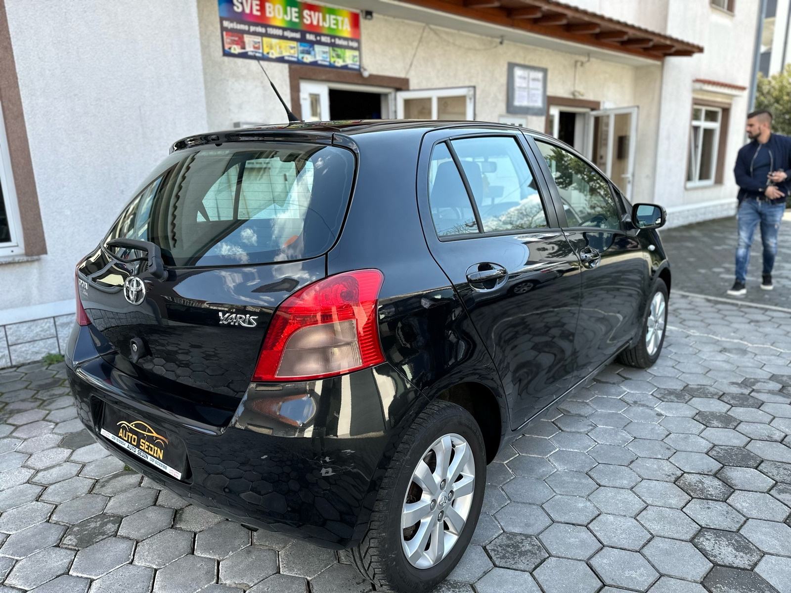 Toyota Yaris 1,4 D-4D MAGLENKE-KLIMA-SERVIS PRIJE ISPORUKE-GARANCIJA!!, fotografija 5