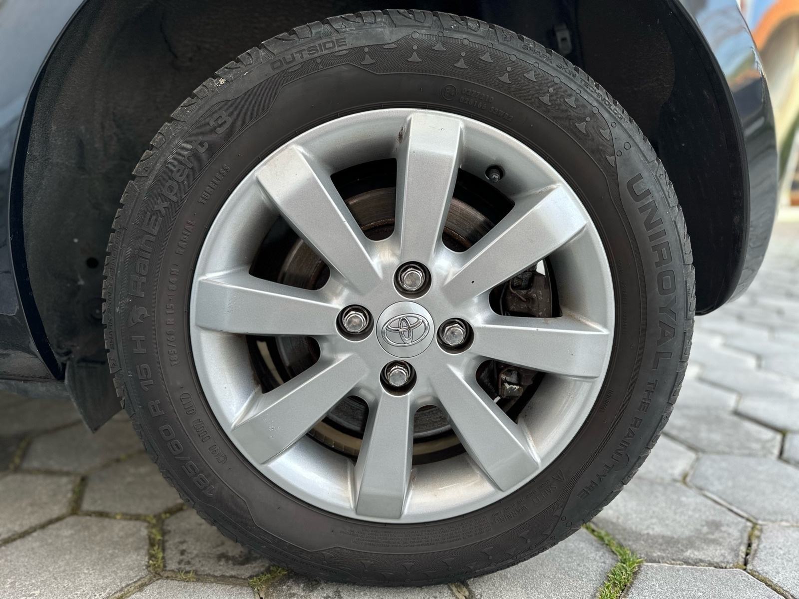Toyota Yaris 1,4 D-4D MAGLENKE-KLIMA-SERVIS PRIJE ISPORUKE-GARANCIJA!!, fotografija 20