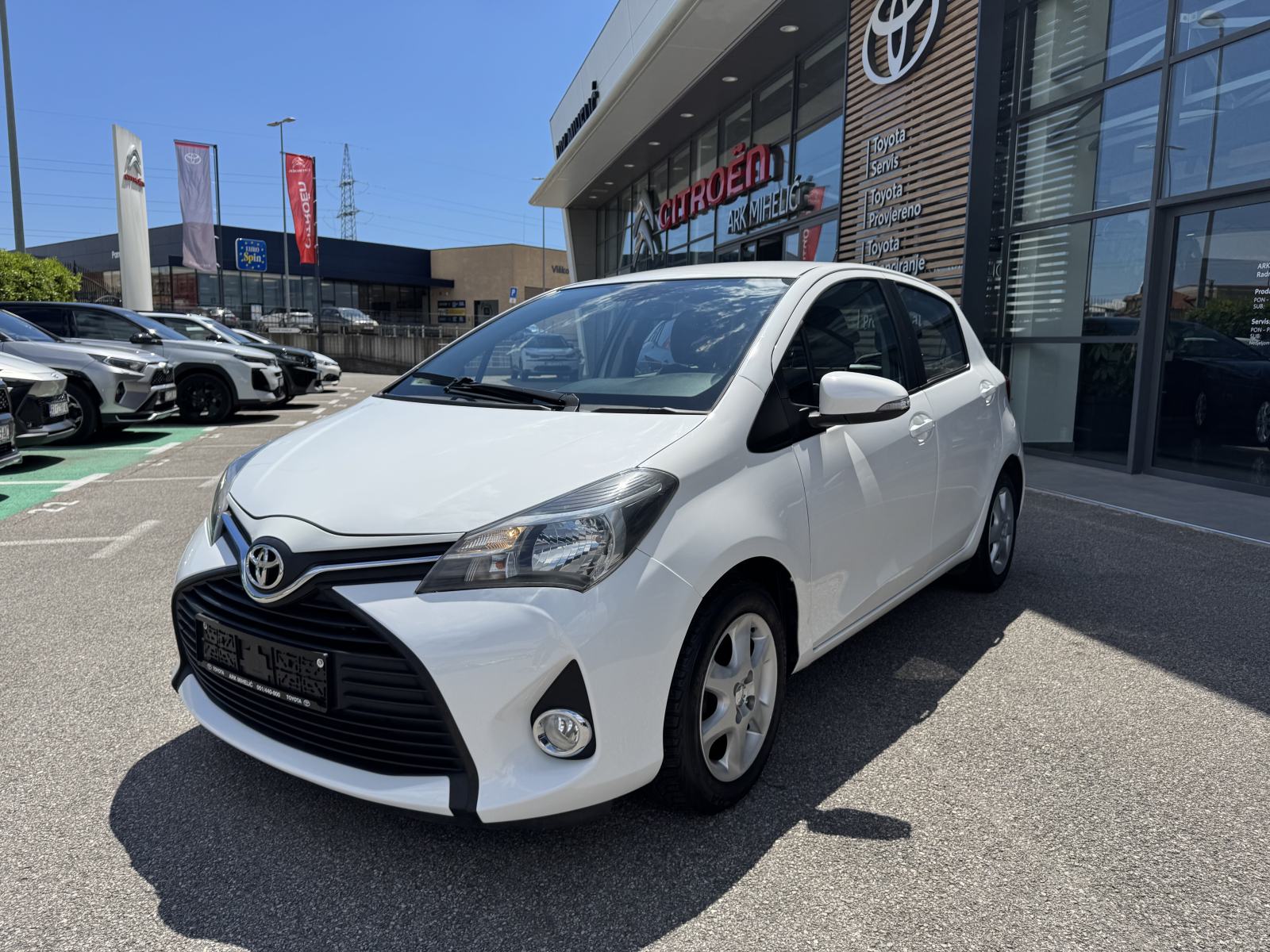 Toyota Yaris 1,4 D-4D...redovno održavan, nije uvoz, fotografija 2