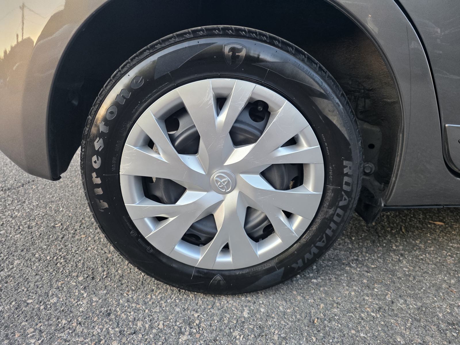 Toyota Yaris 1,4 D-4D ,Reg.08.27 ,Garancija 08.27 "PRILIKA", fotografija 6