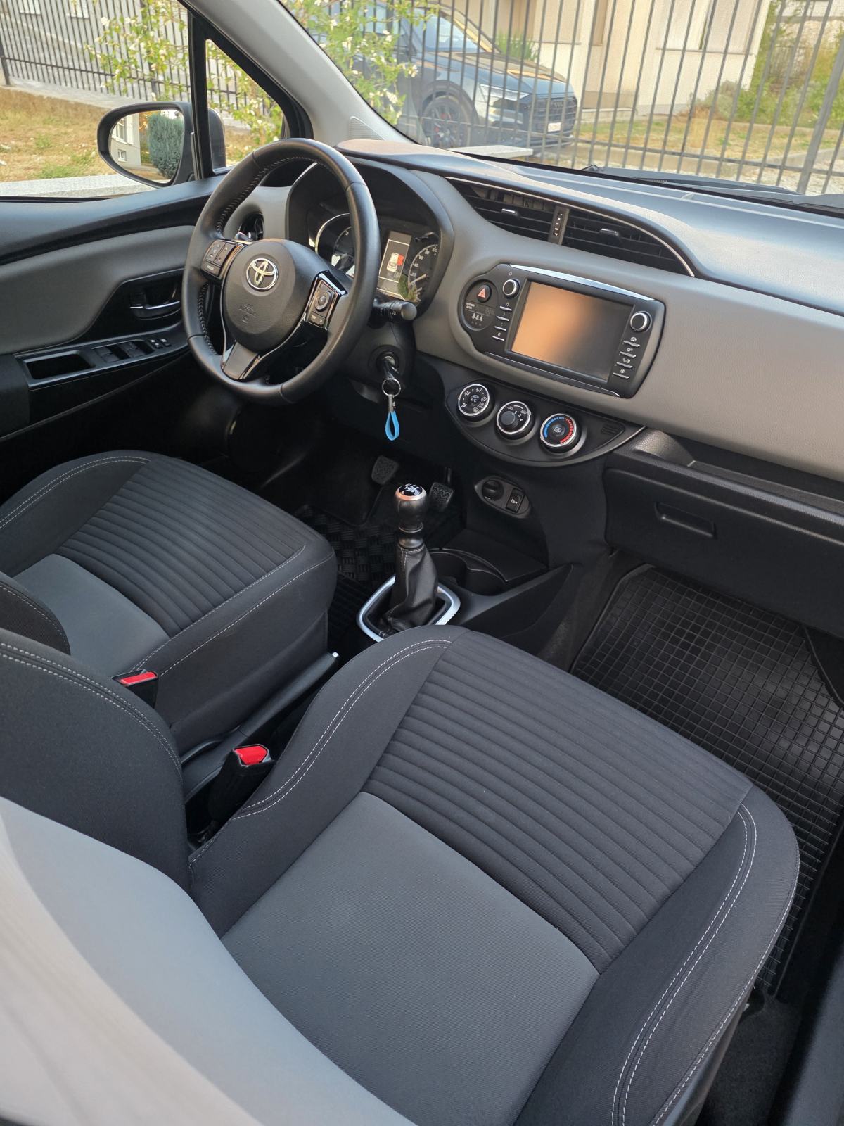 Toyota Yaris 1,4 D-4D ,Reg.08.27 ,Garancija 08.27 "PRILIKA", fotografija 8