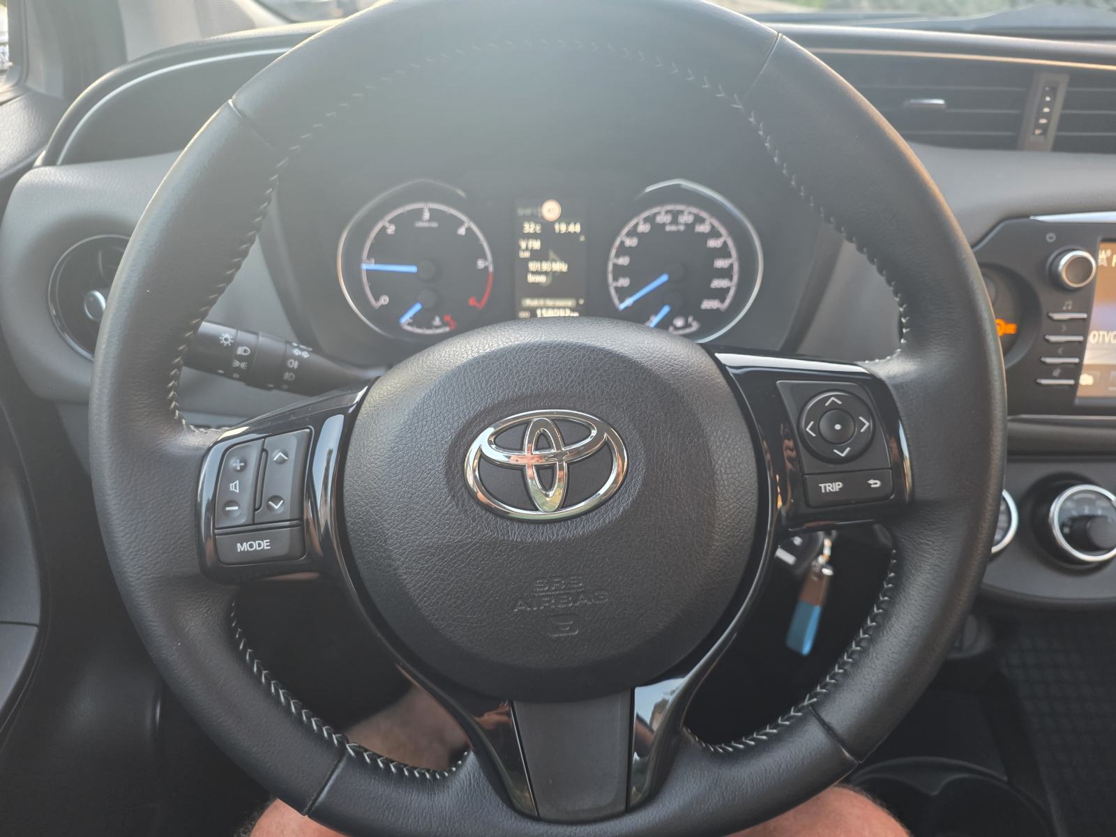 Toyota Yaris 1,4 D-4D ,Reg.08.27 ,Garancija 08.27 "PRILIKA", fotografija 10